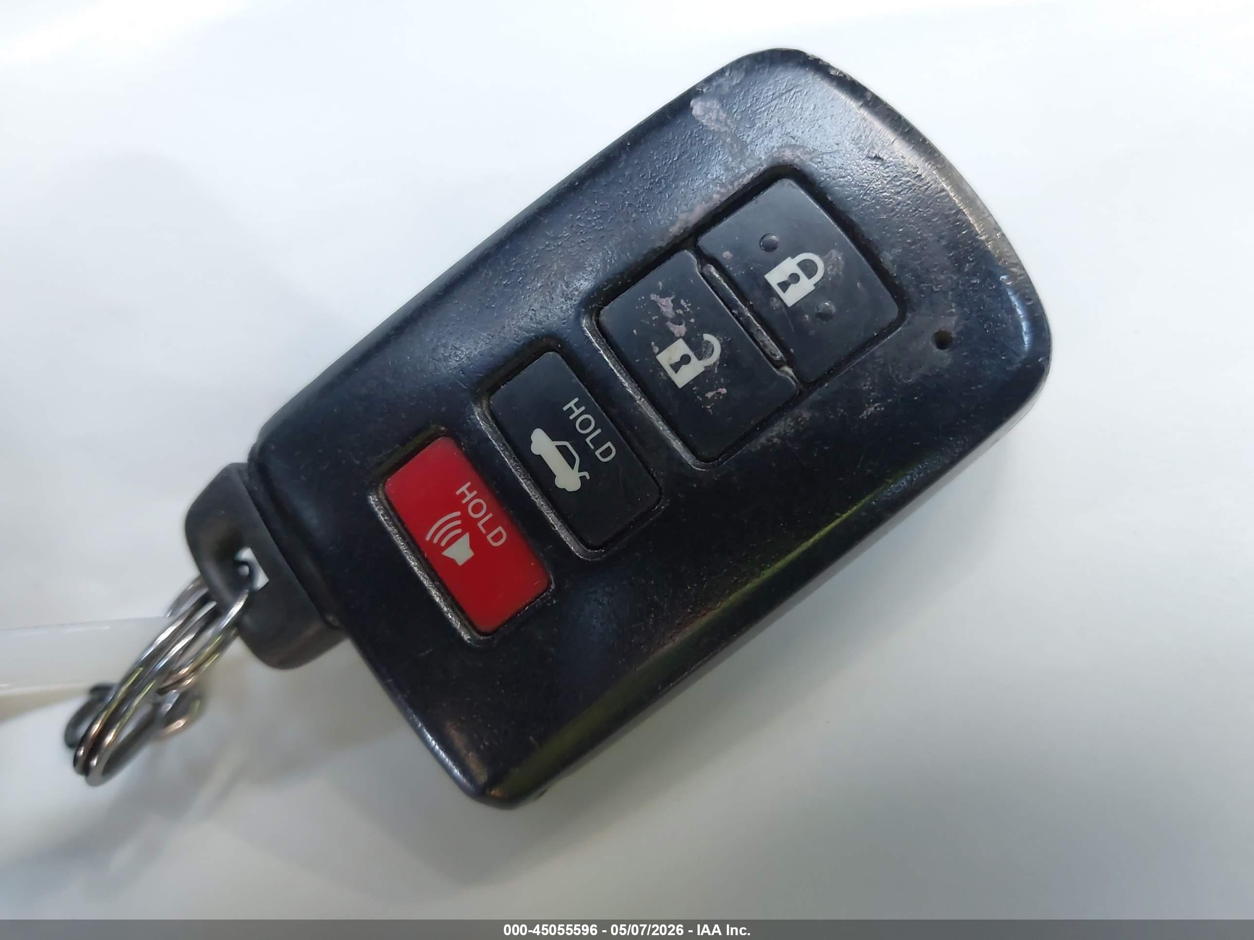 TOYOTA CAMRY image 11