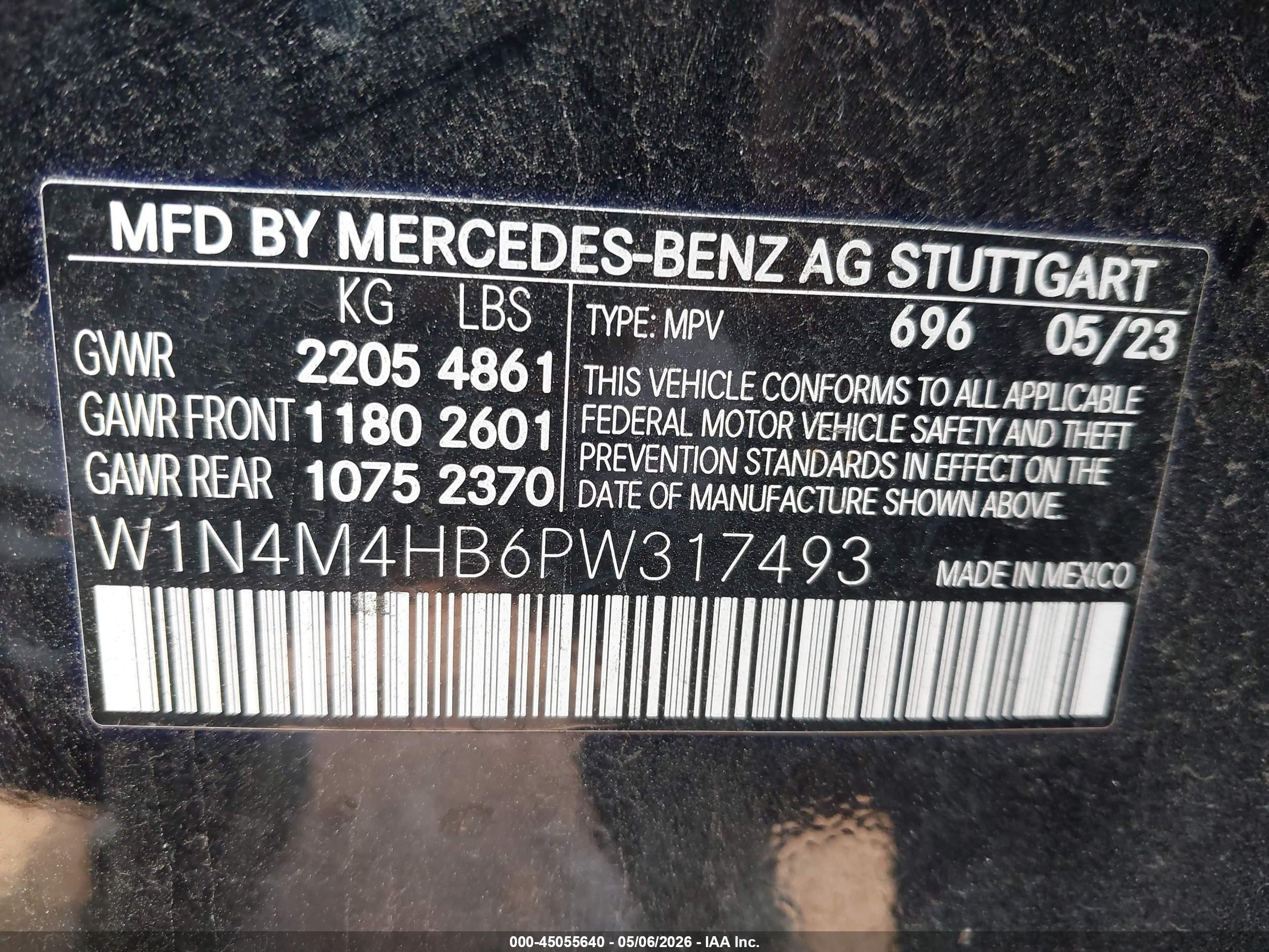 MERCEDES-BENZ GLB image 9