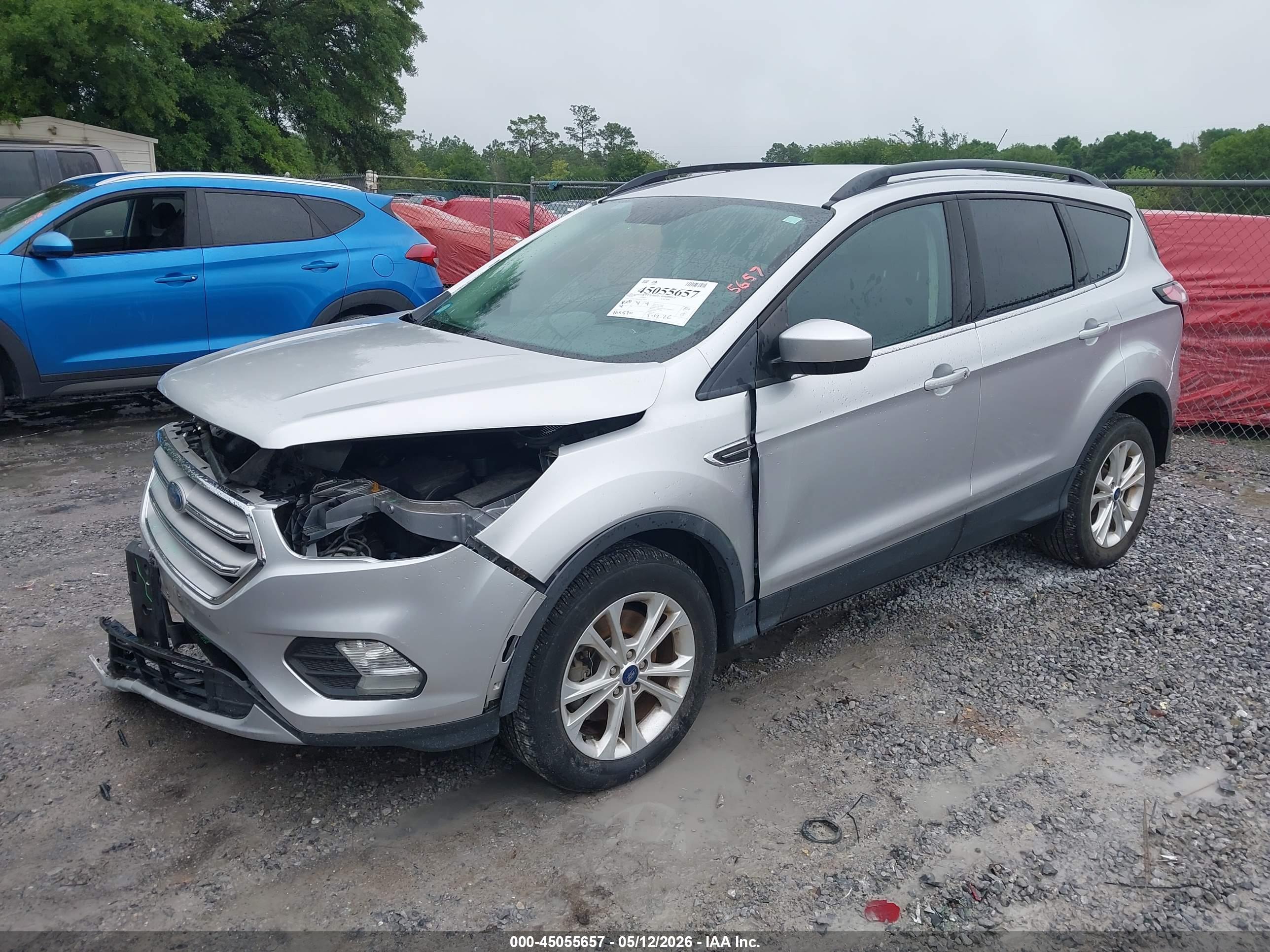 FORD ESCAPE image 2