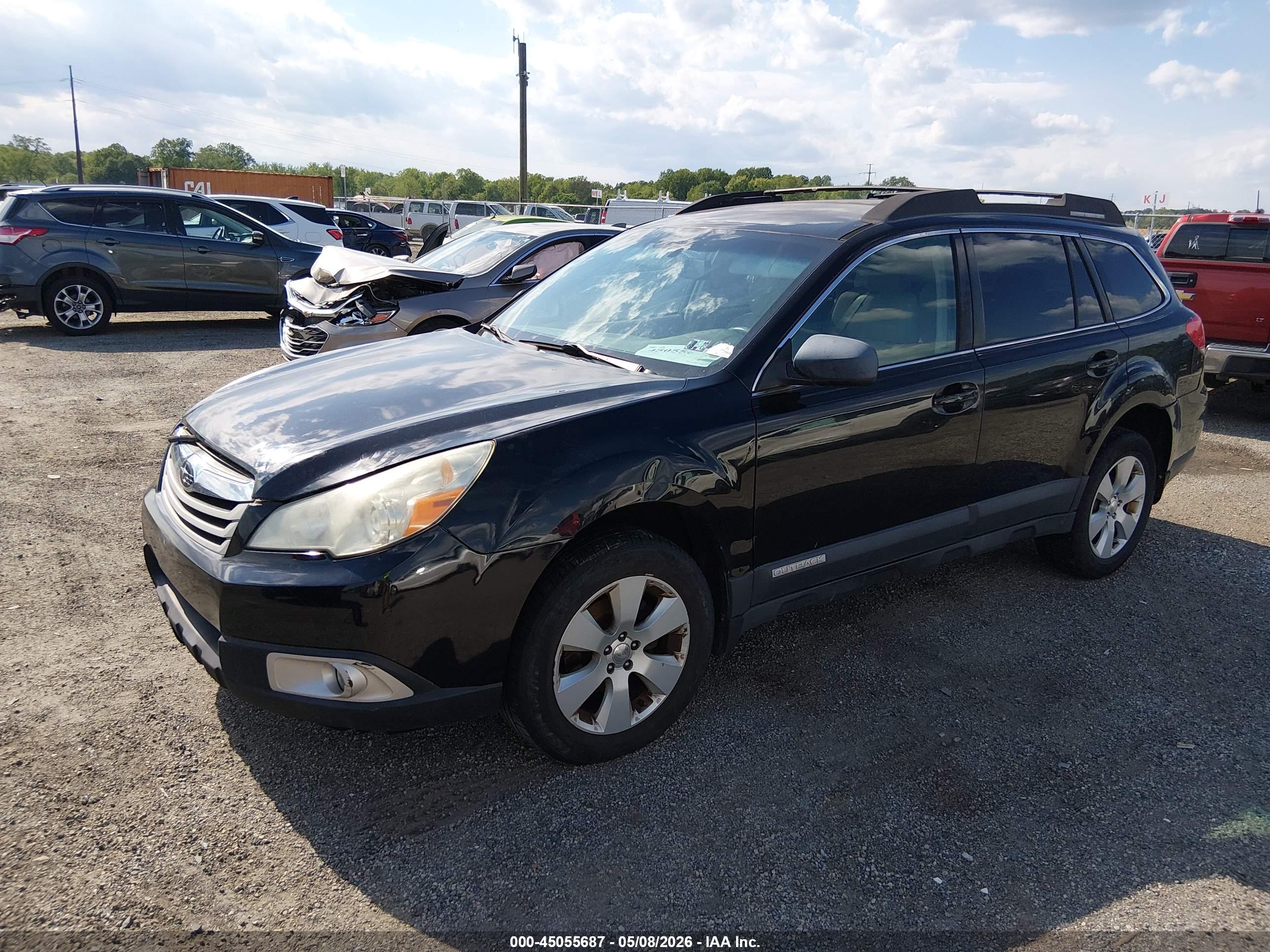 SUBARU OUTBACK image 2