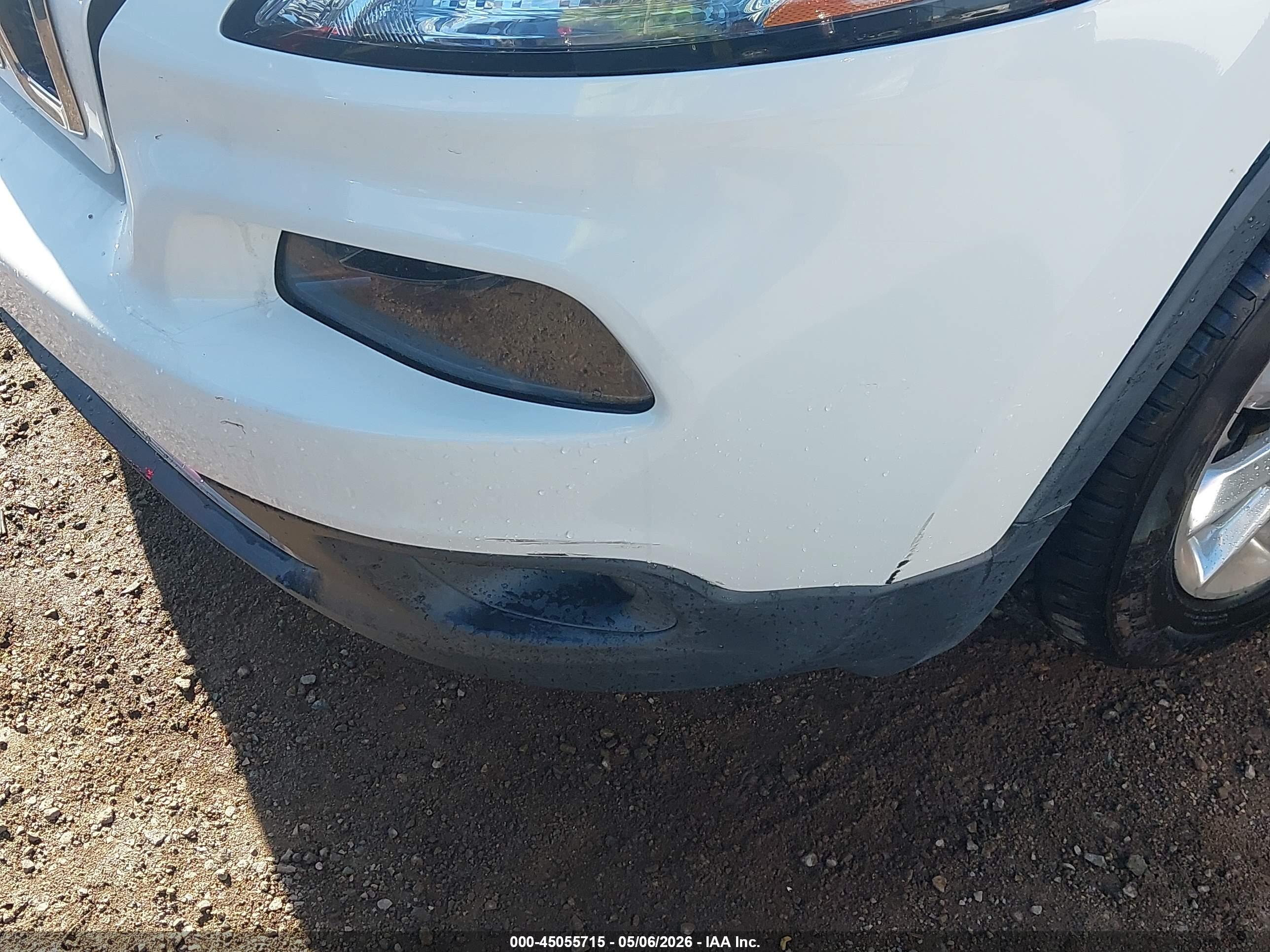 JEEP CHEROKEE image 6