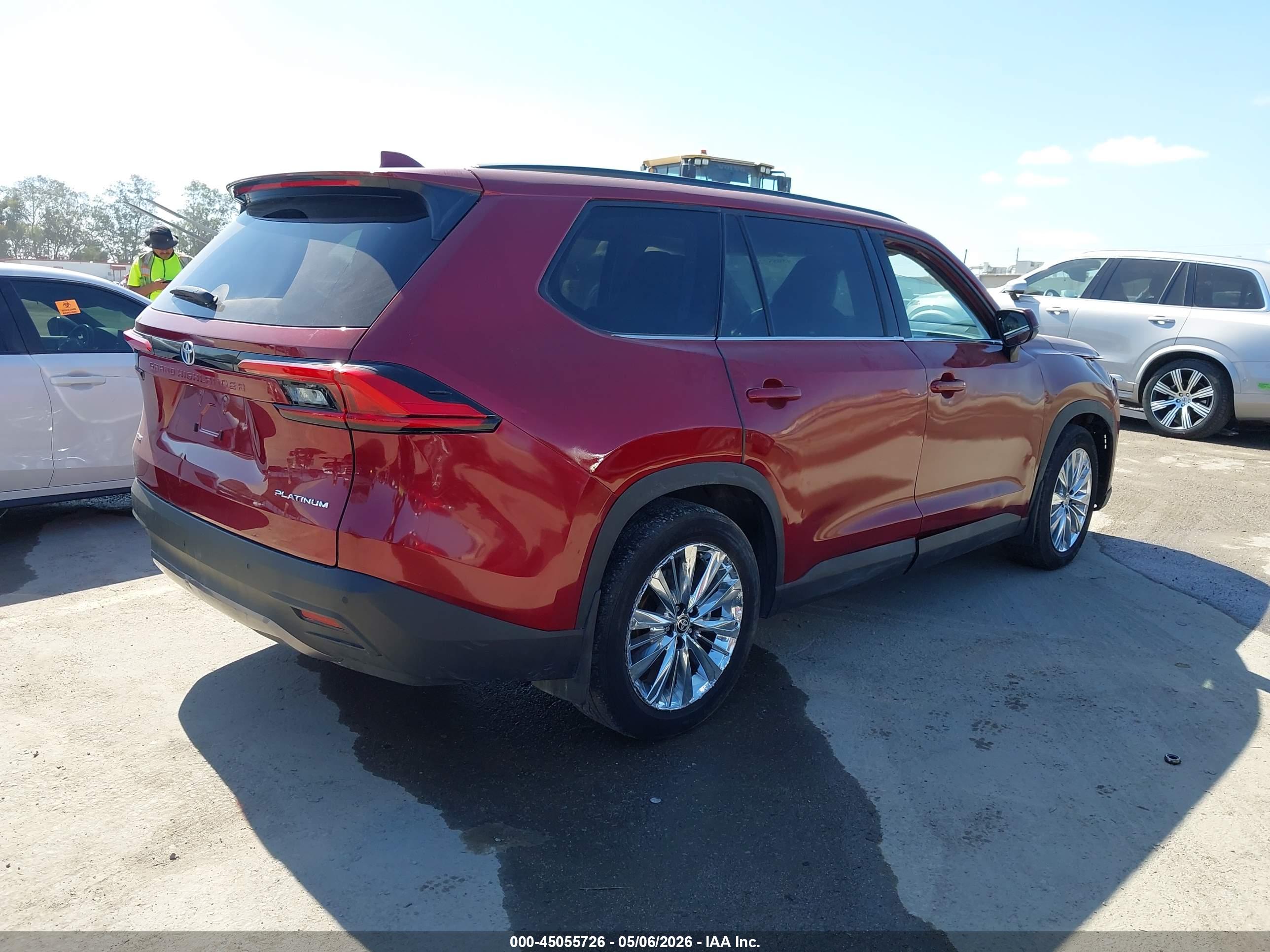TOYOTA GRAND image 4