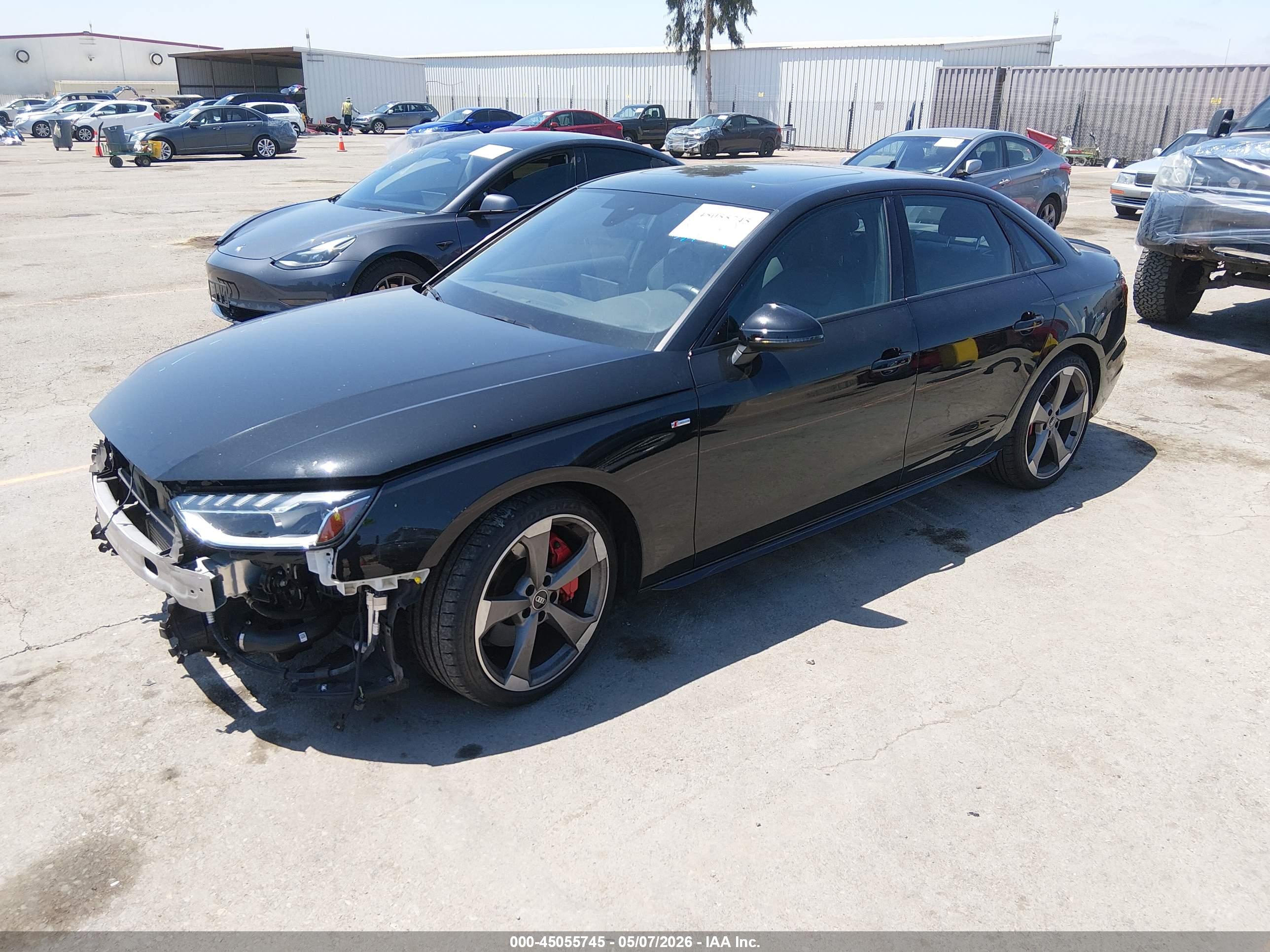 AUDI A4 image 2