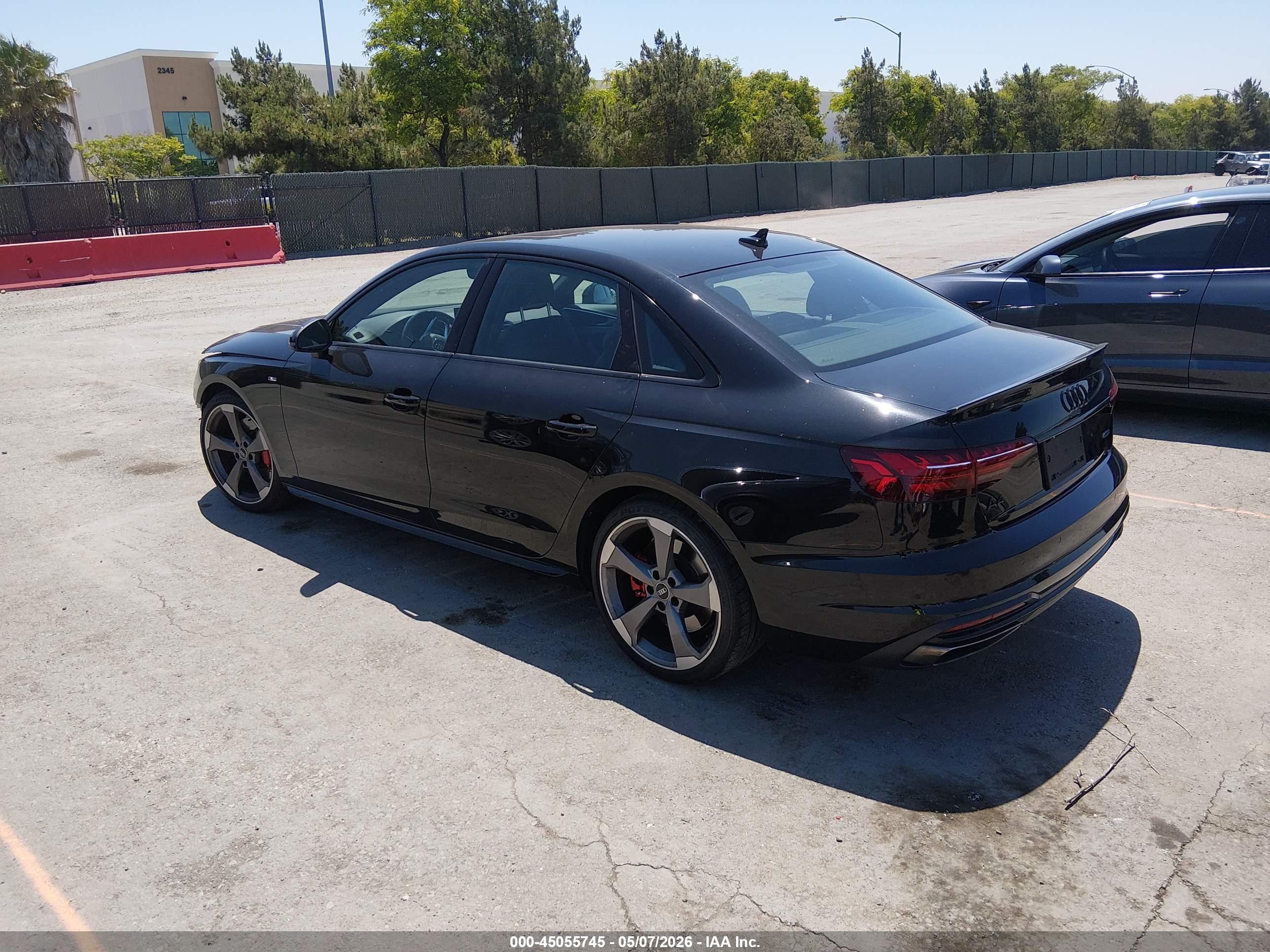 AUDI A4 image 3