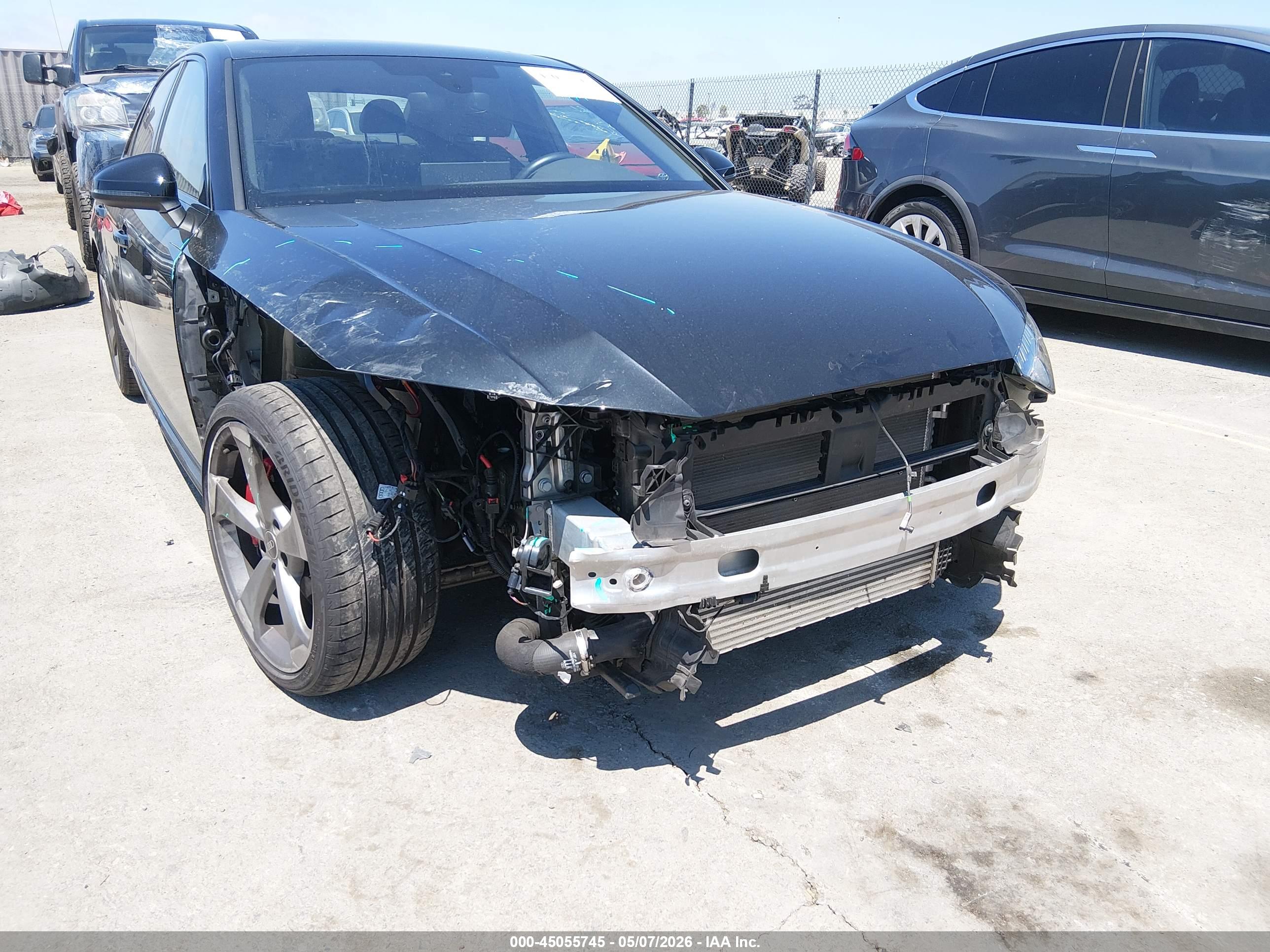 AUDI A4 image 6