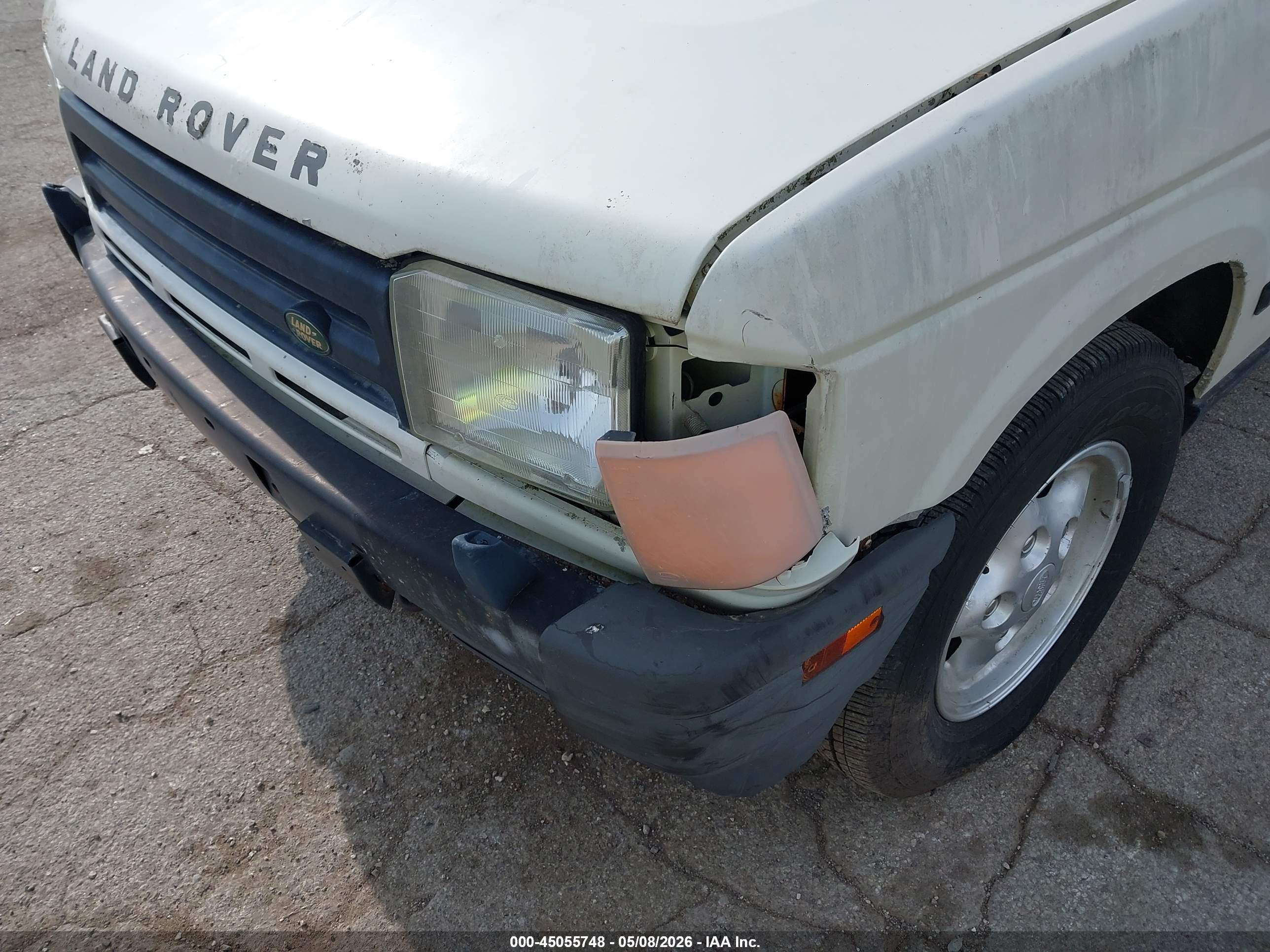 LAND ROVER image 6