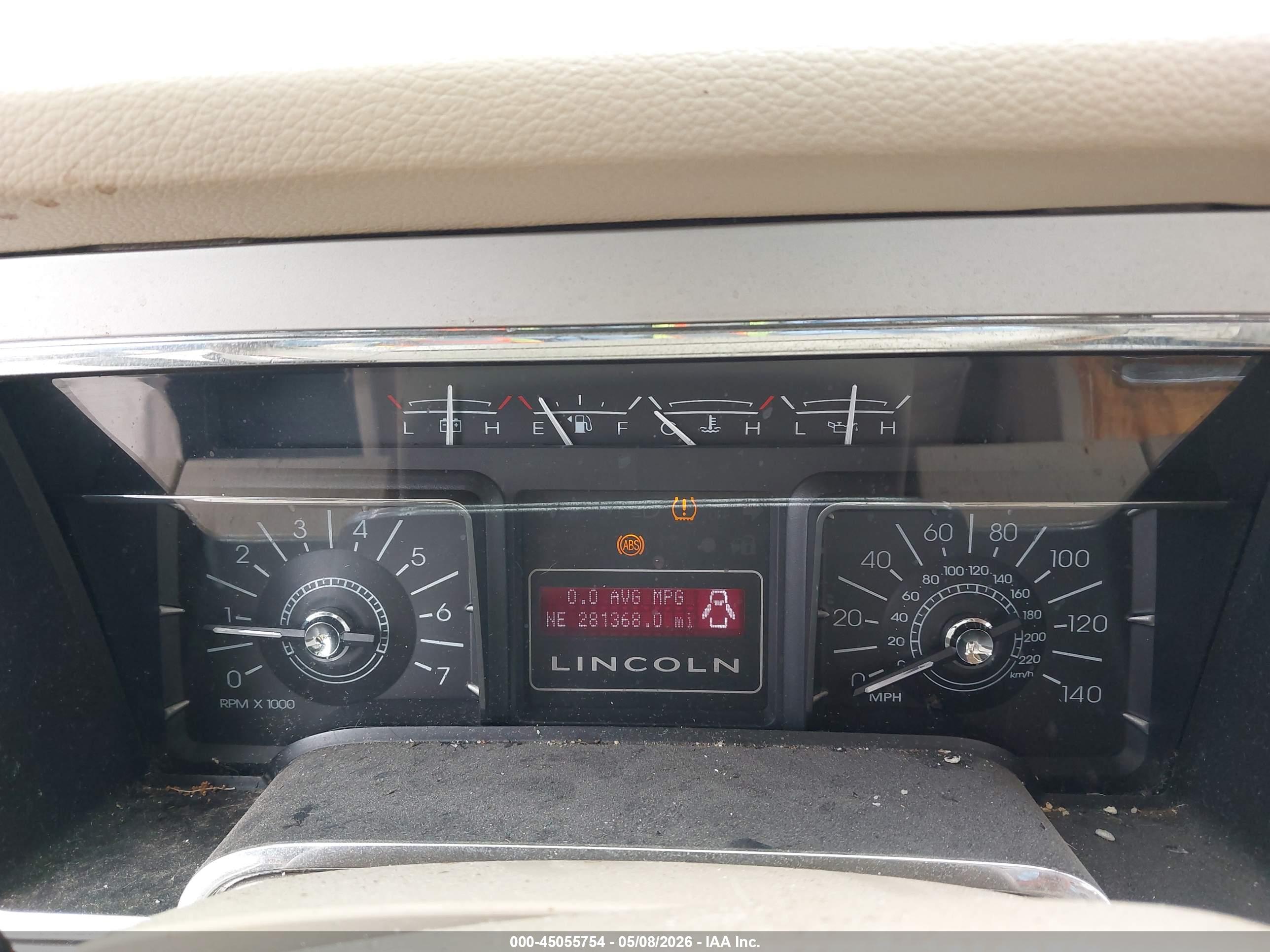 LINCOLN NAVIGATOR image 7