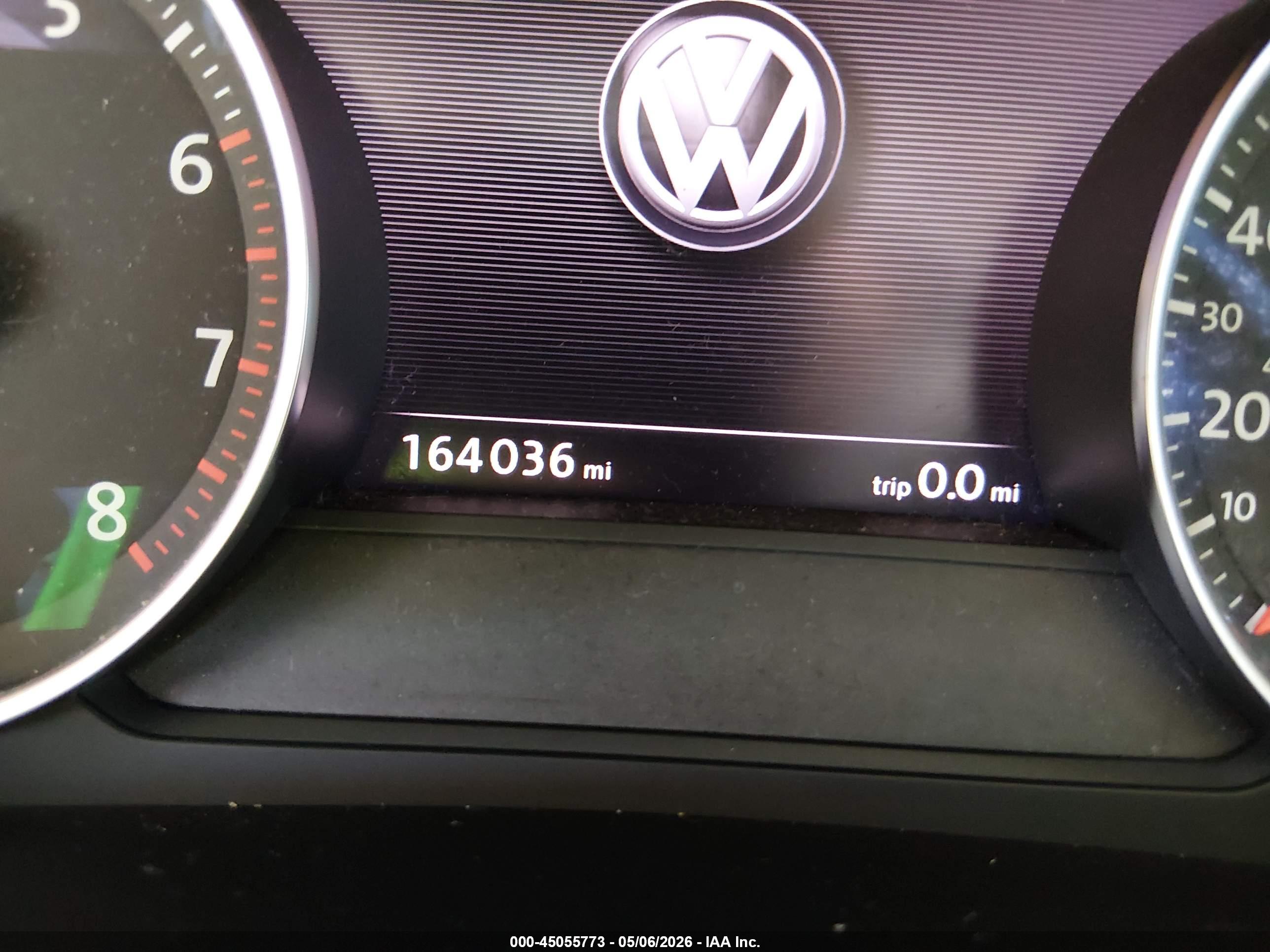 VOLKSWAGEN TOUAREG image 7
