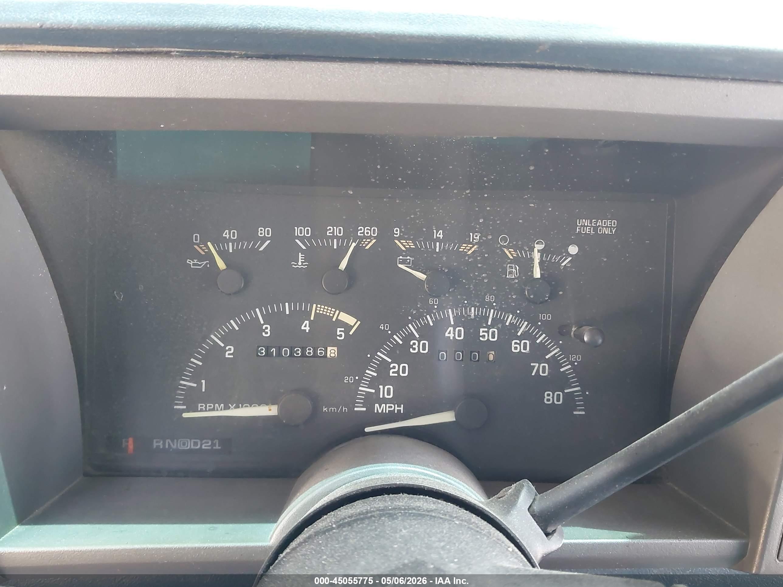 CHEVROLET GMT-400 image 7