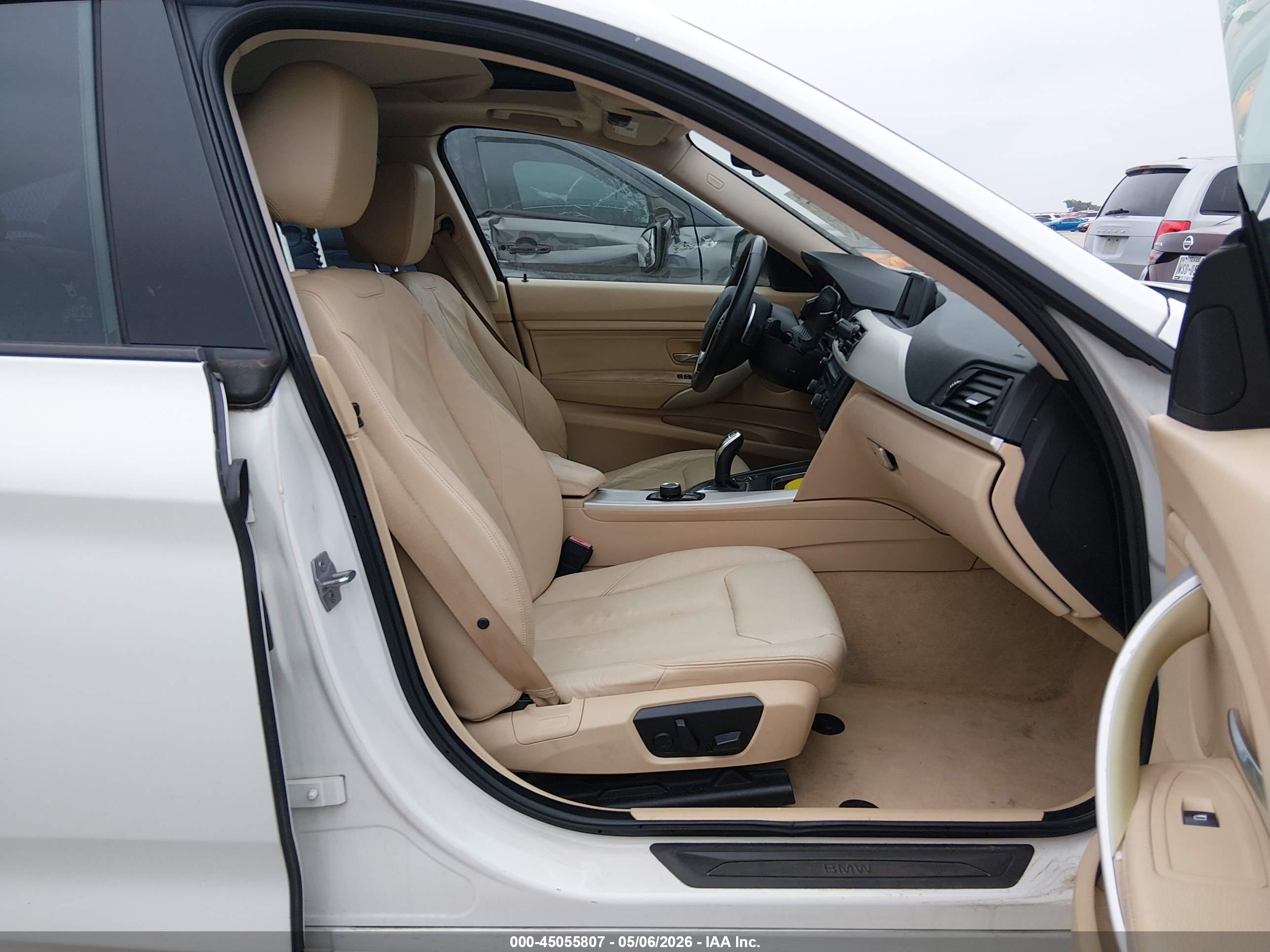 BMW 328I image 5