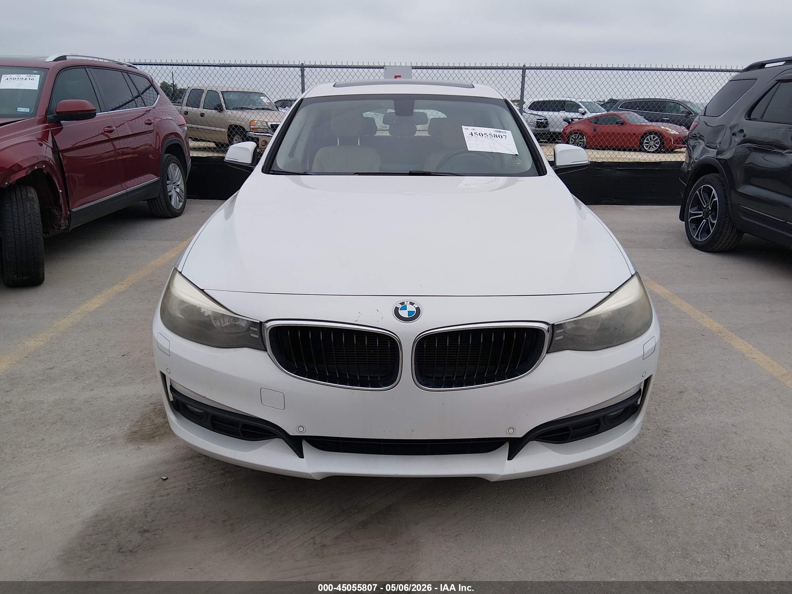 BMW 328I image 6