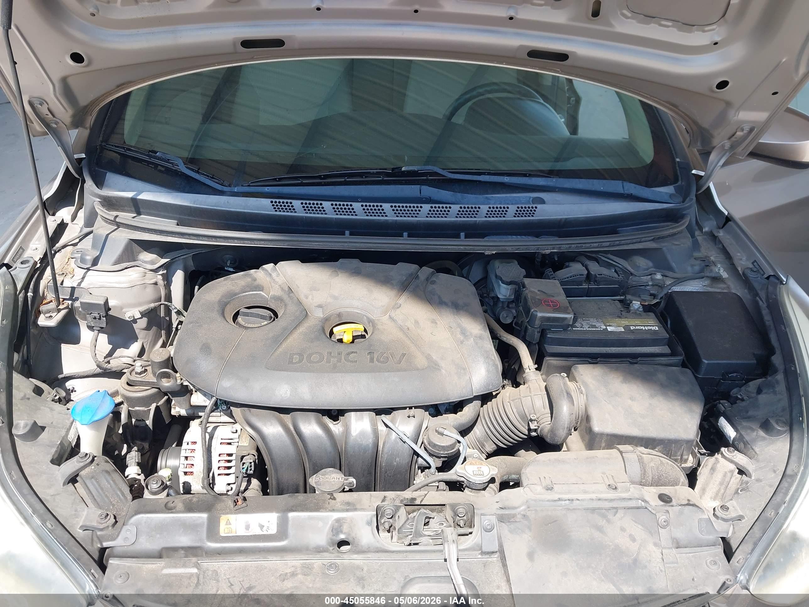 HYUNDAI ELANTRA image 10