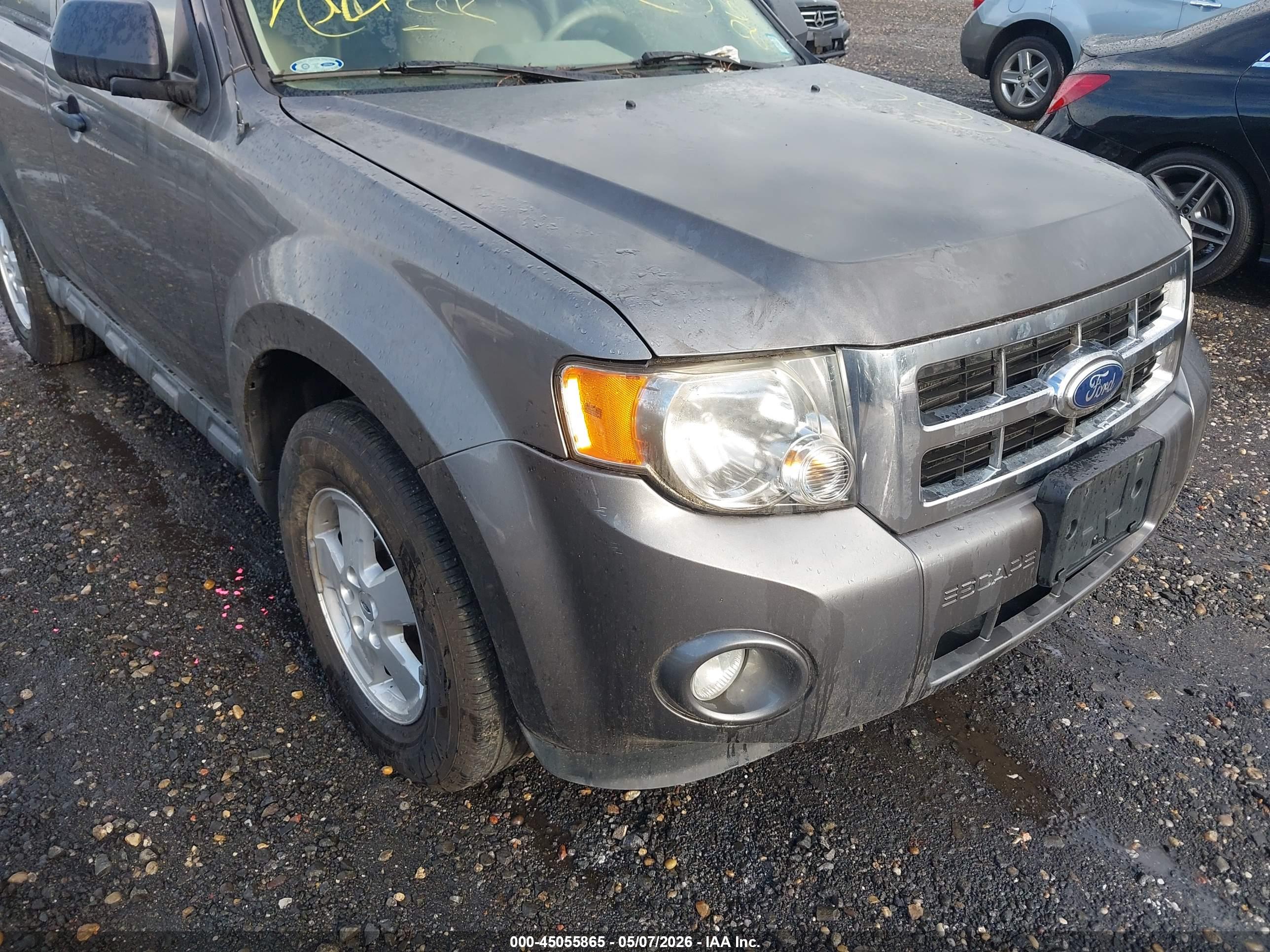FORD ESCAPE image 6