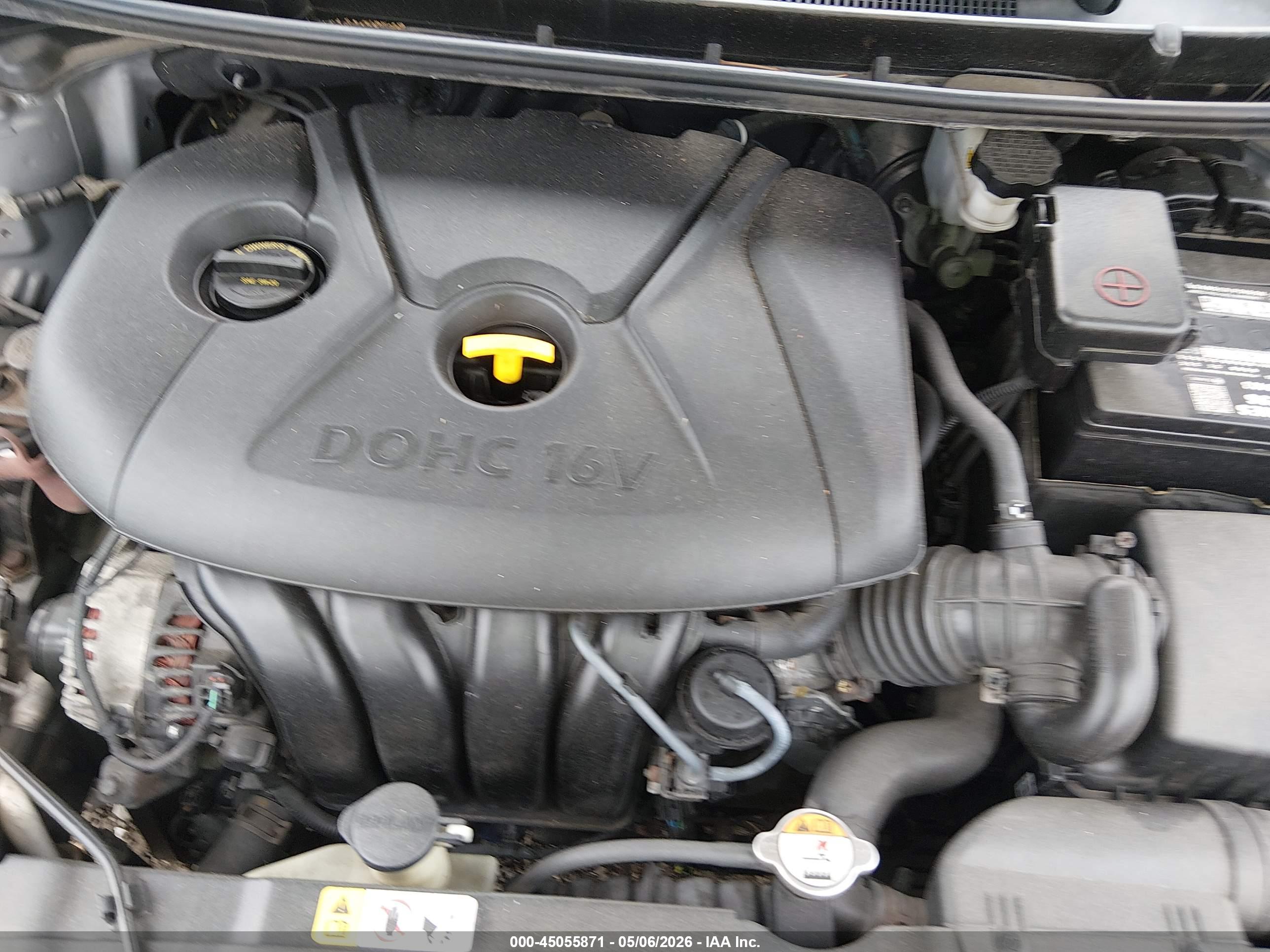 HYUNDAI ELANTRA image 10