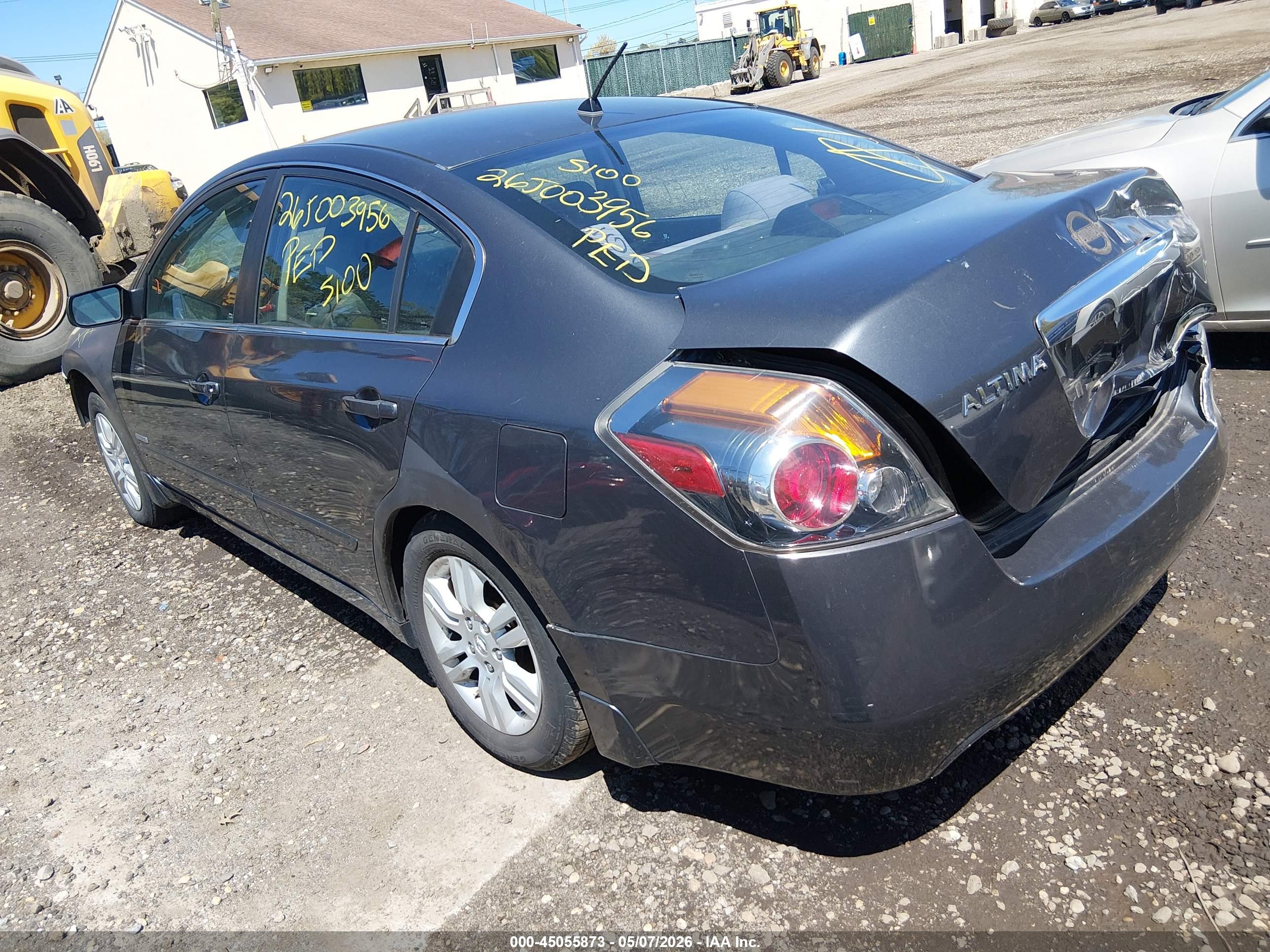 NISSAN ALTIMA image 3