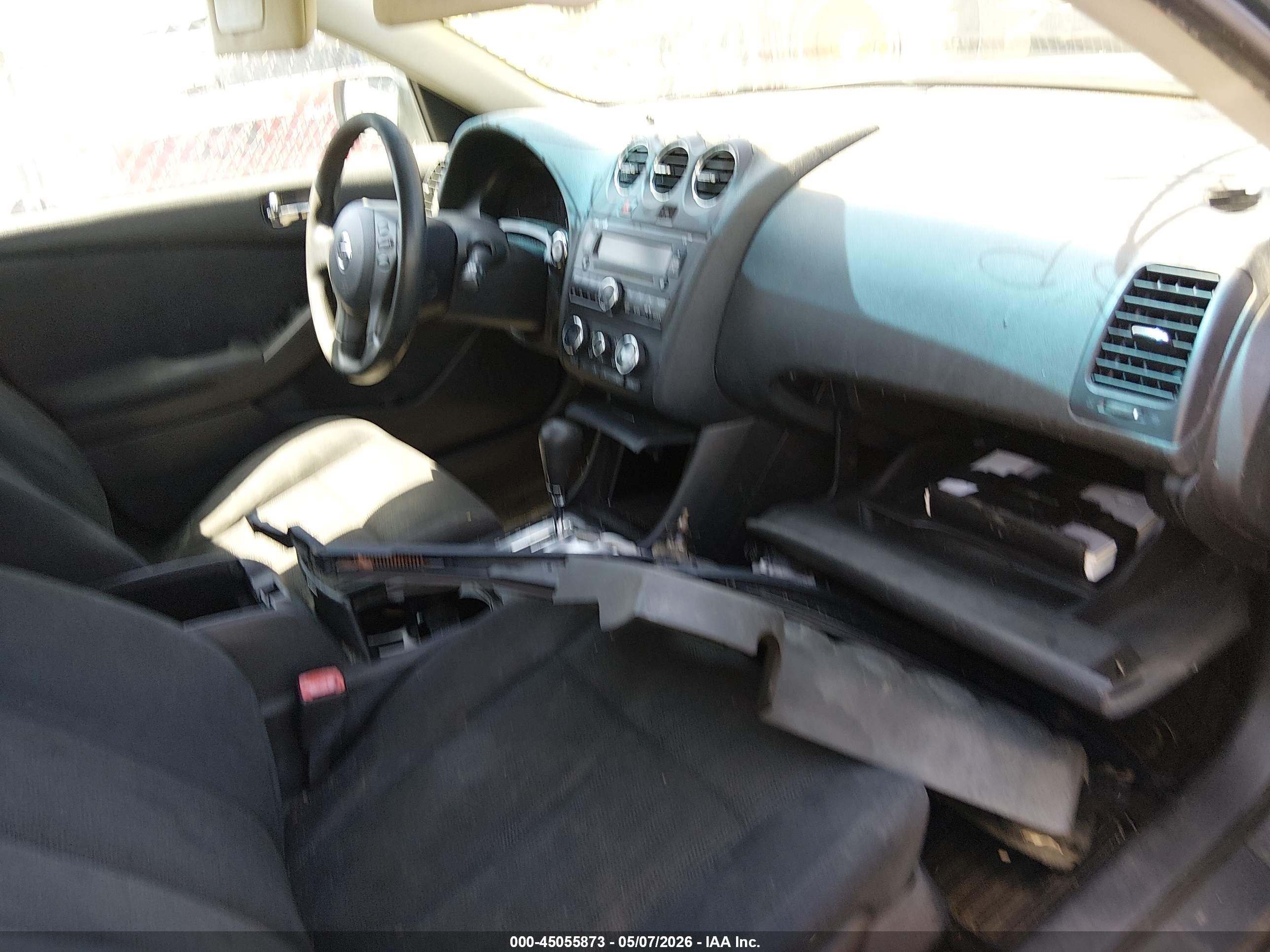 NISSAN ALTIMA image 5
