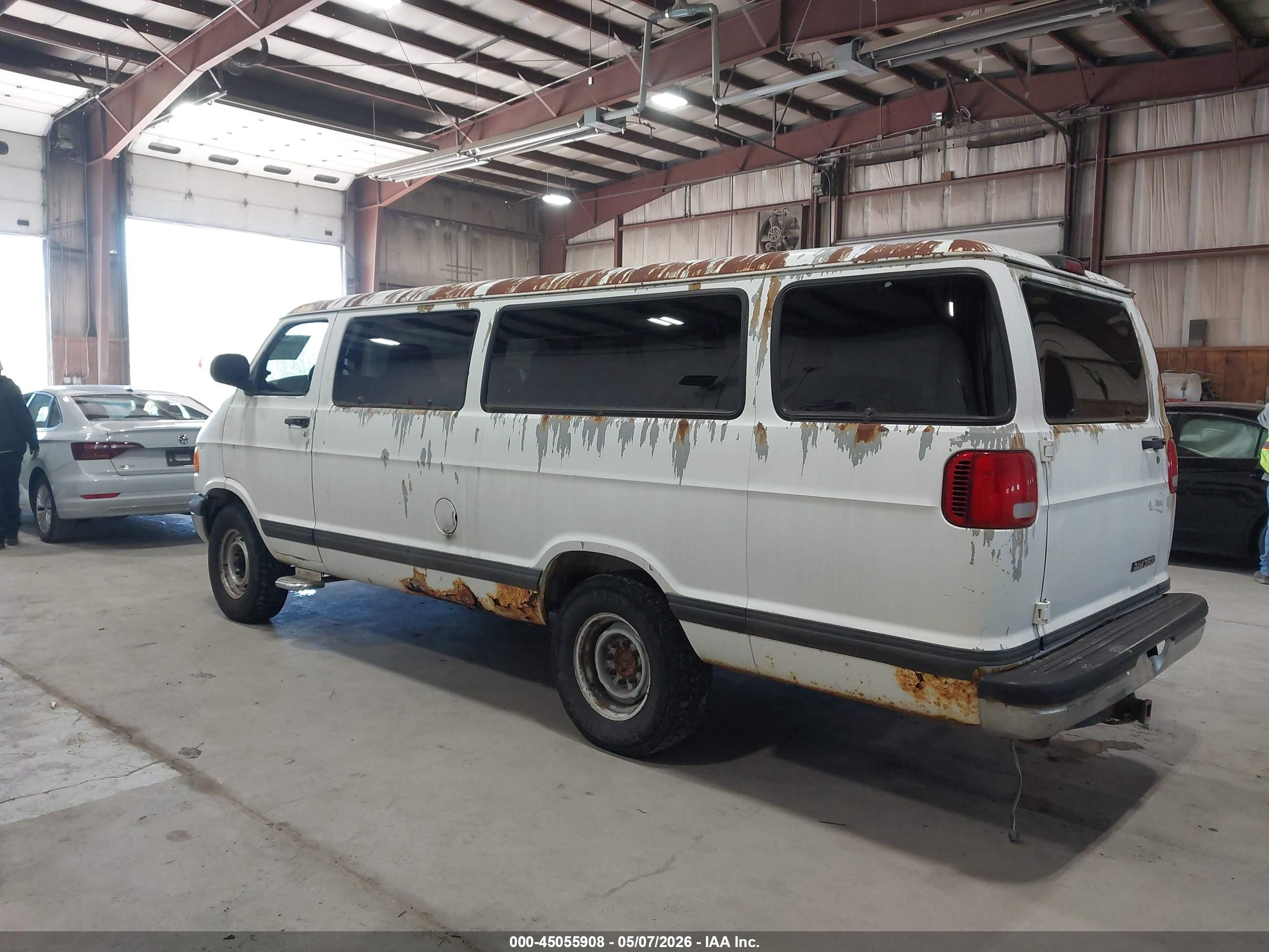 DODGE RAM image 3