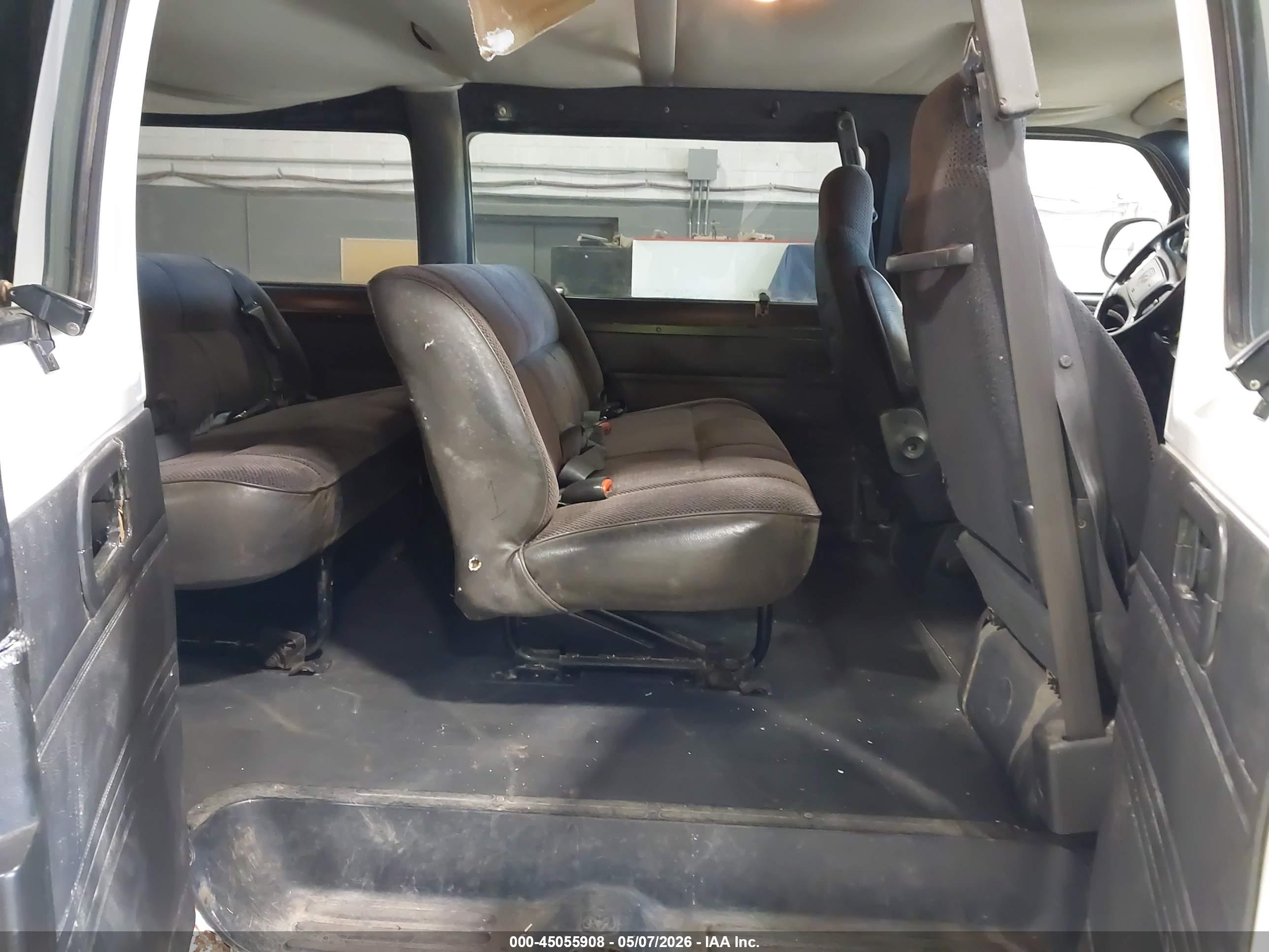DODGE RAM image 8