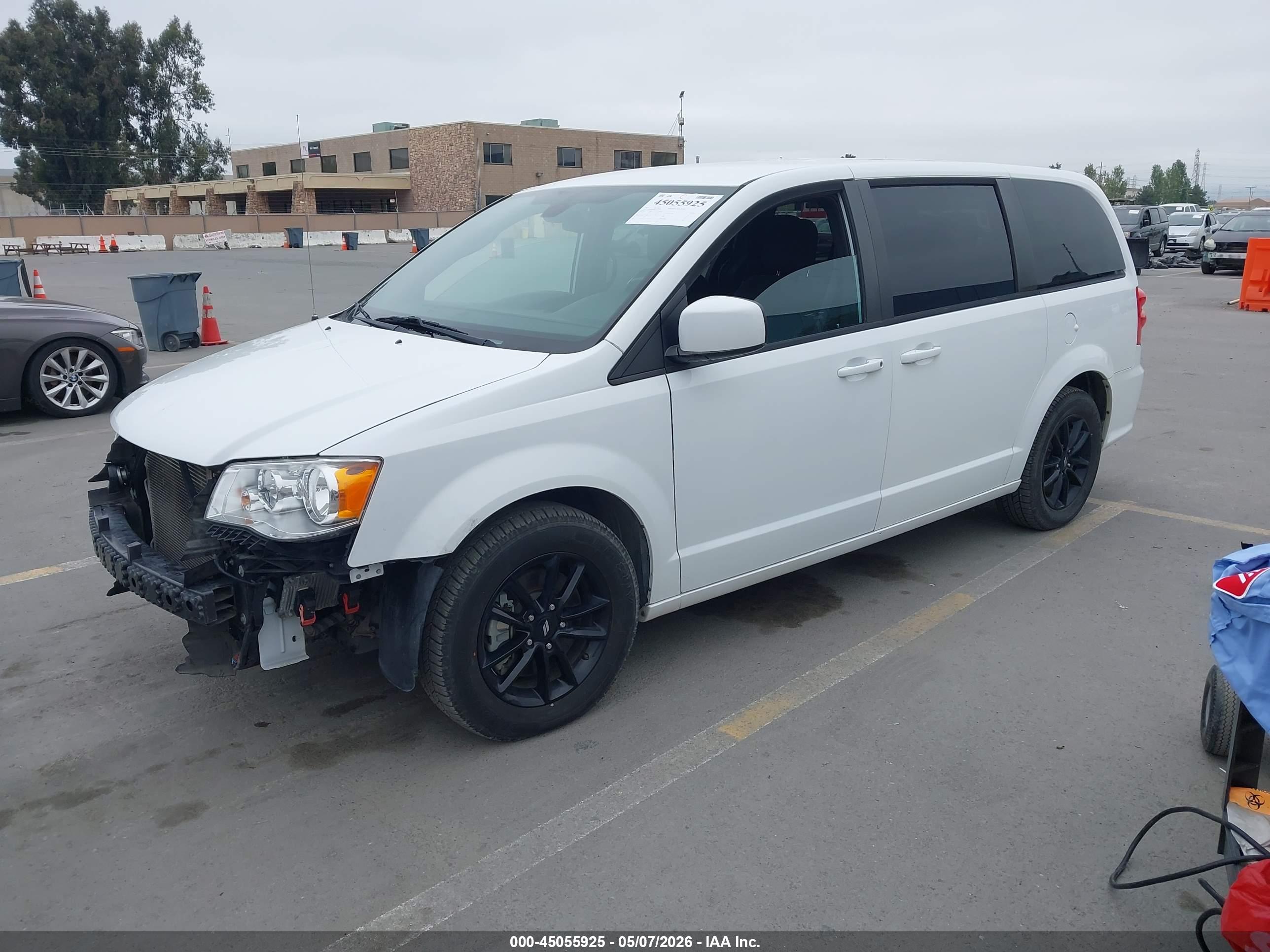 DODGE GRAND image 2