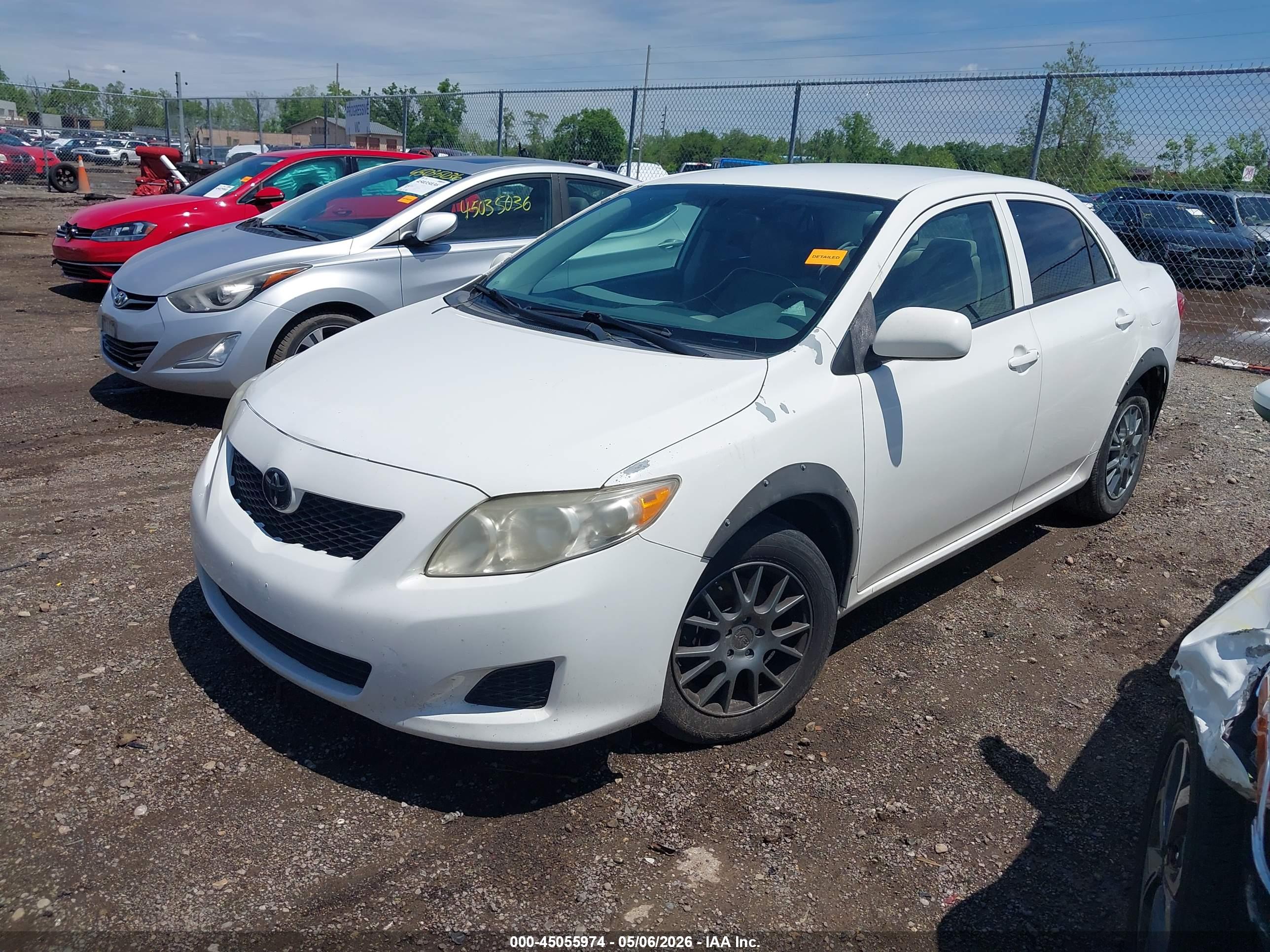 TOYOTA COROLLA image 2