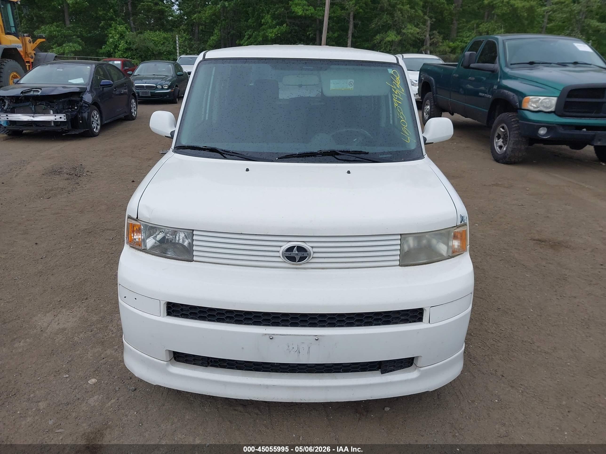 SCION XB image 6