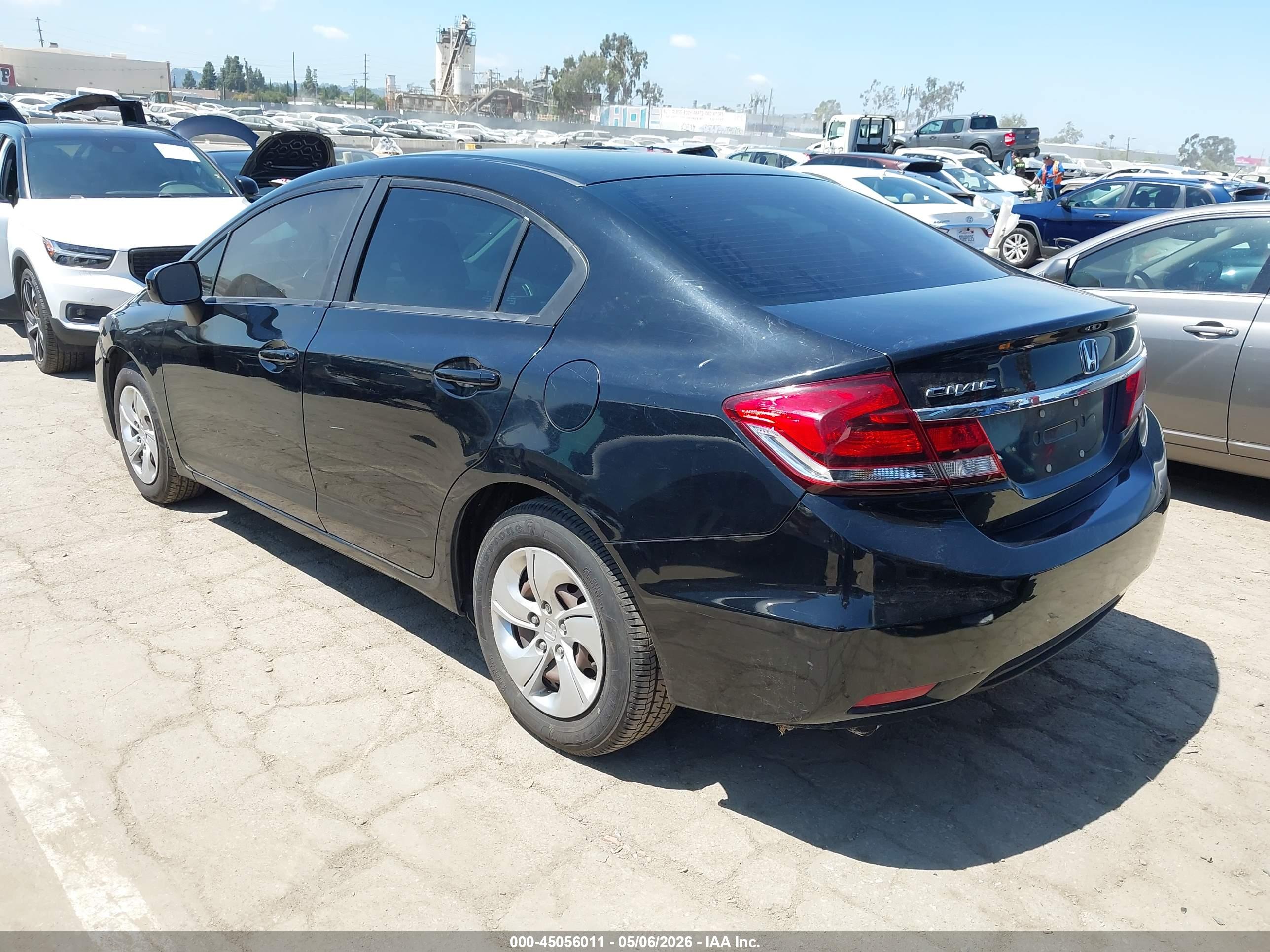 HONDA CIVIC image 3