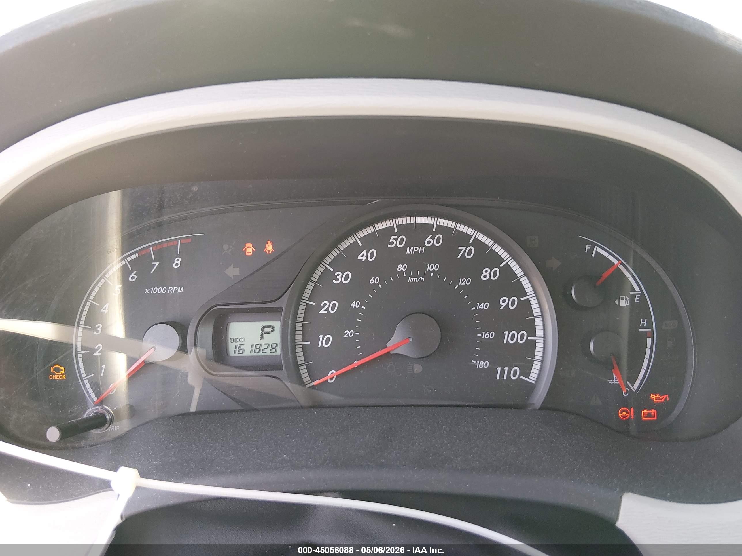 TOYOTA SIENNA image 7