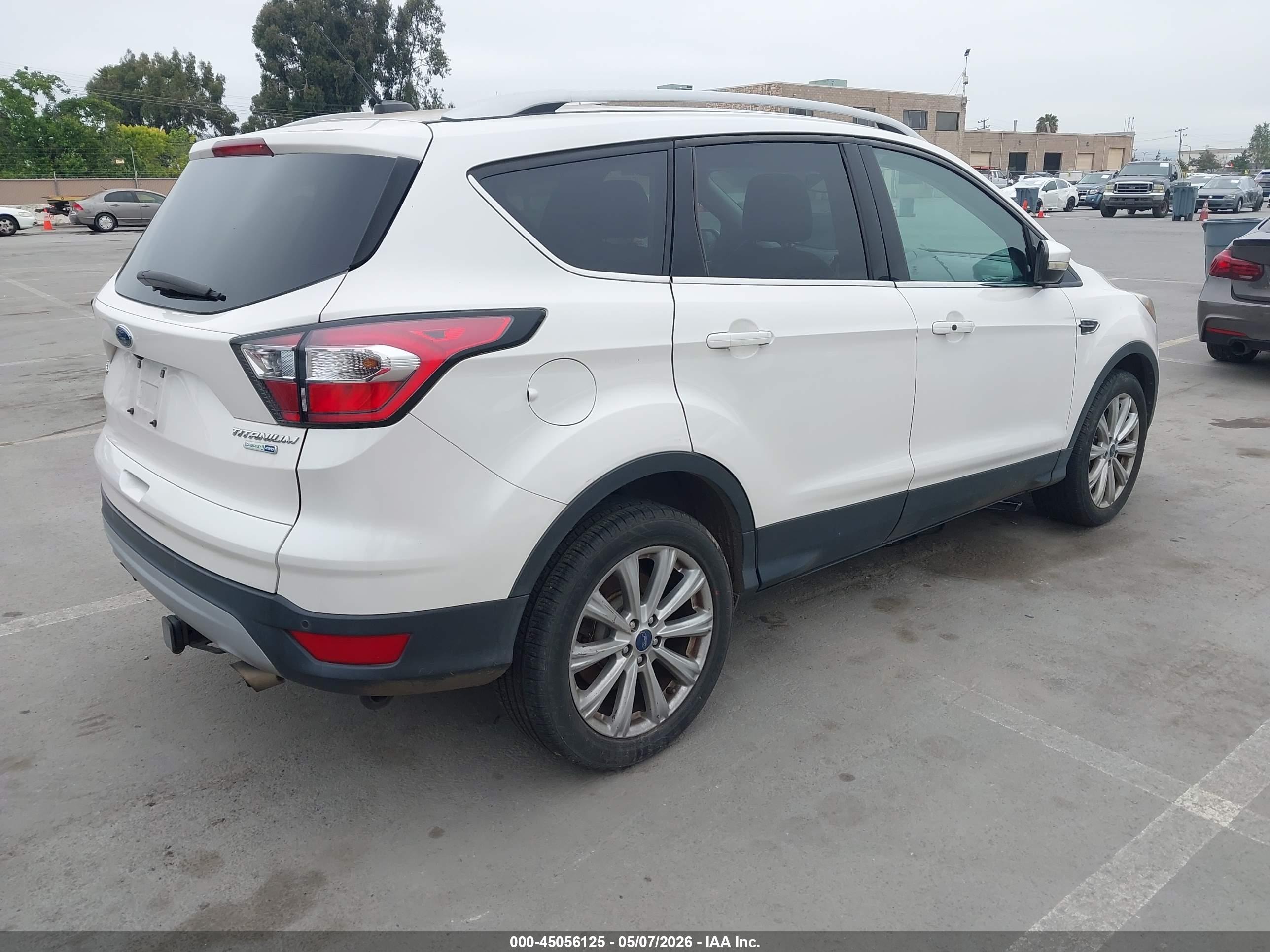 FORD ESCAPE image 4