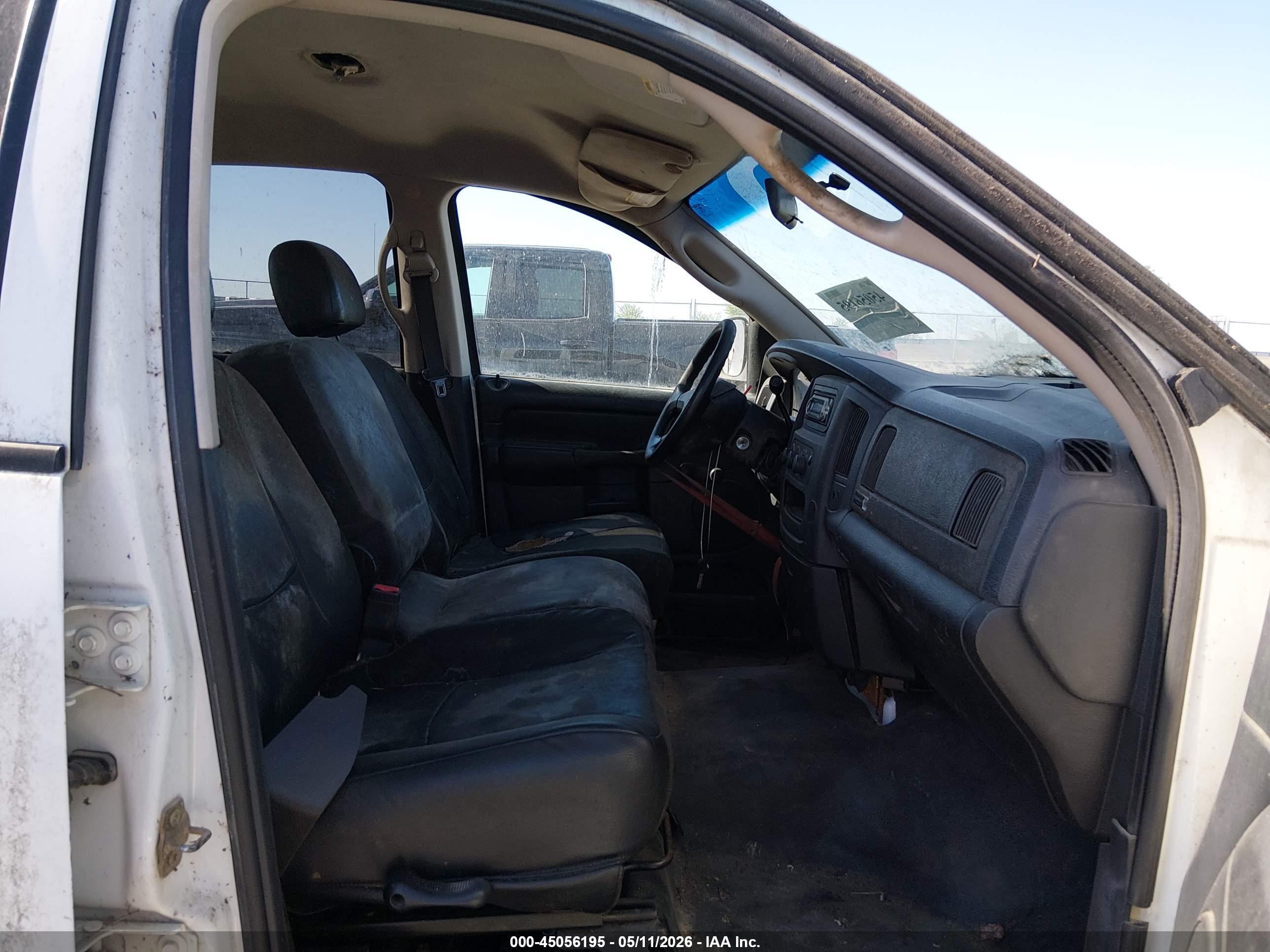 DODGE RAM image 5