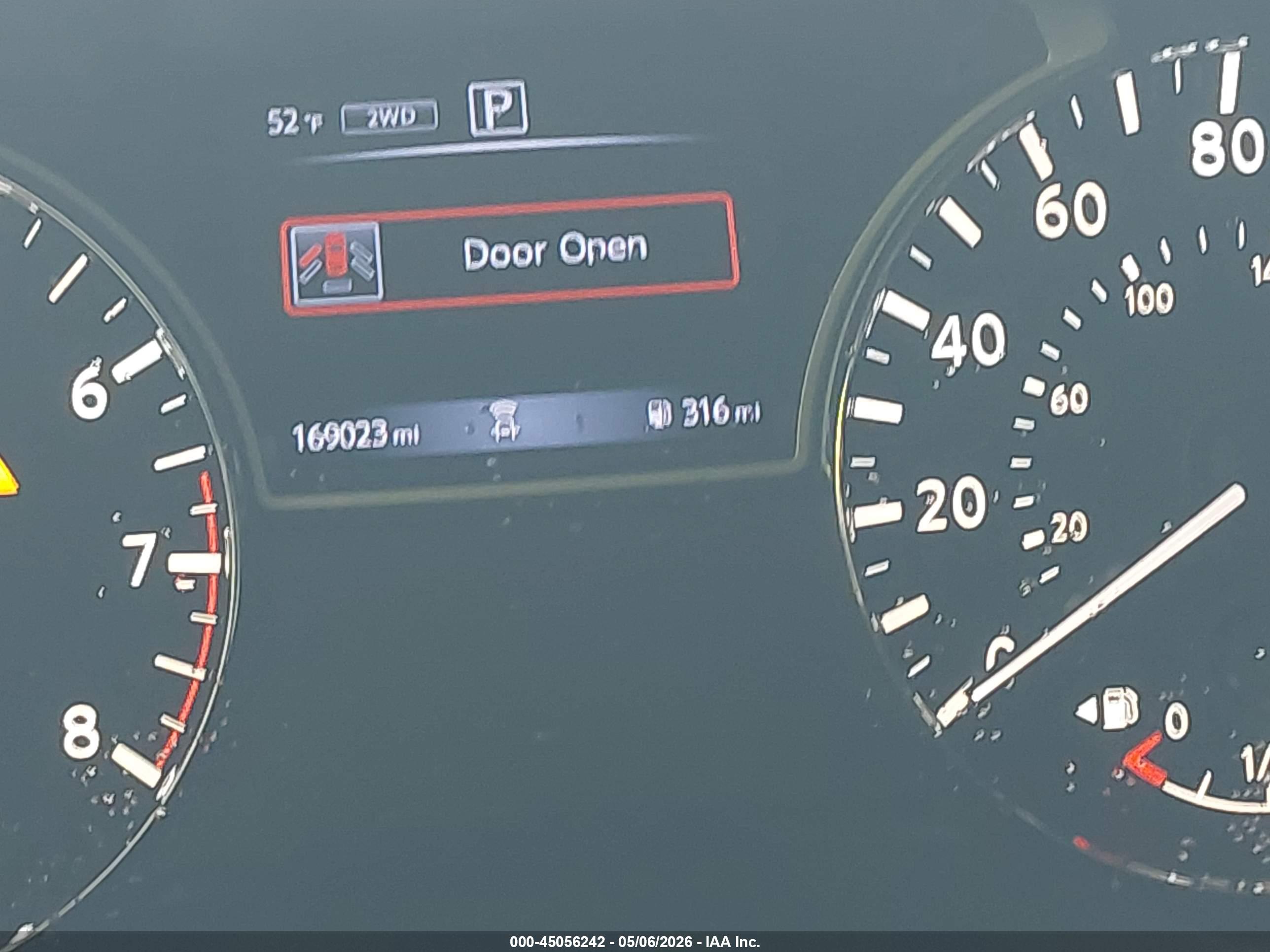 NISSAN PATHFINDER image 7