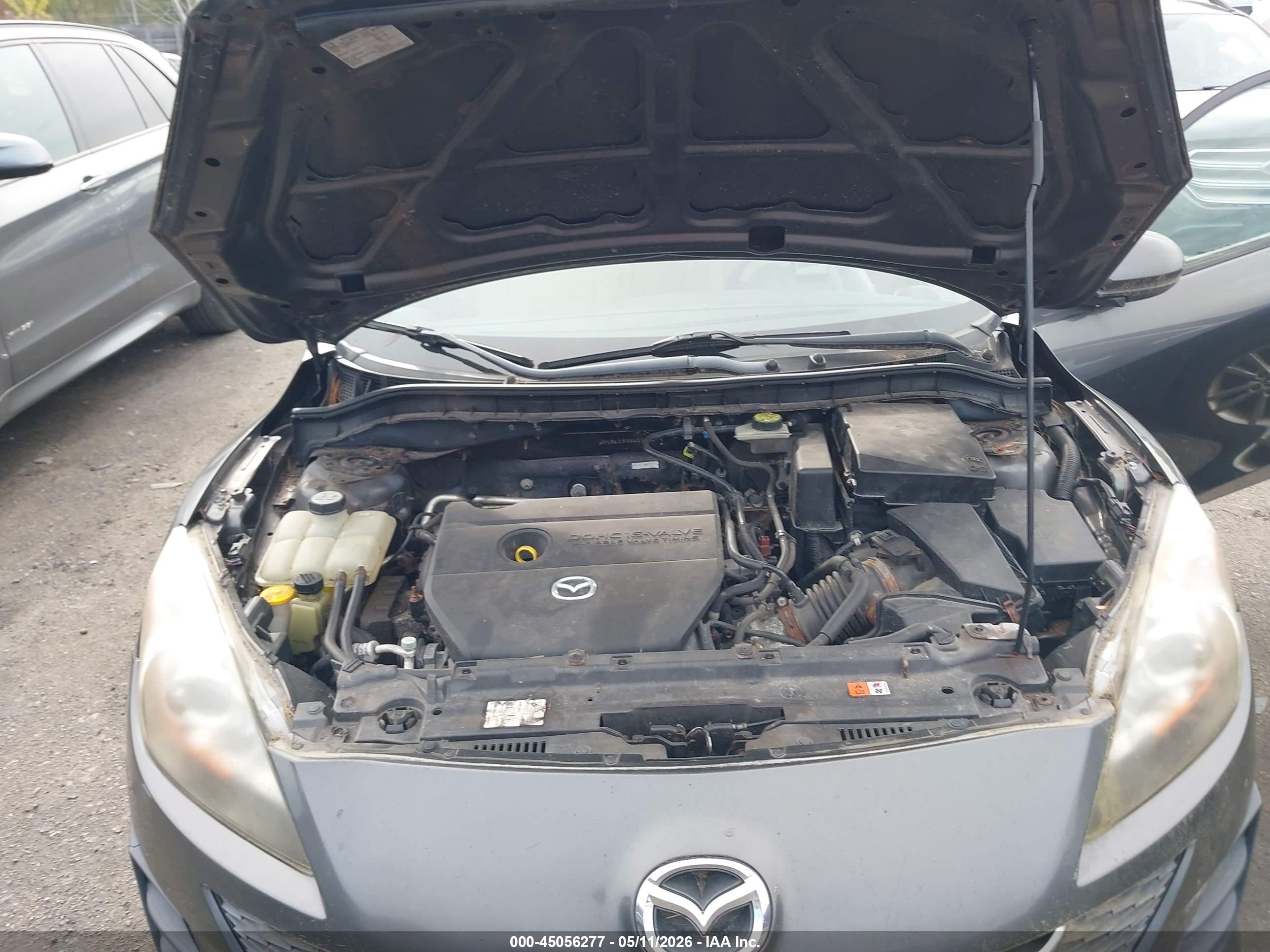 MAZDA MAZDA3 image 10