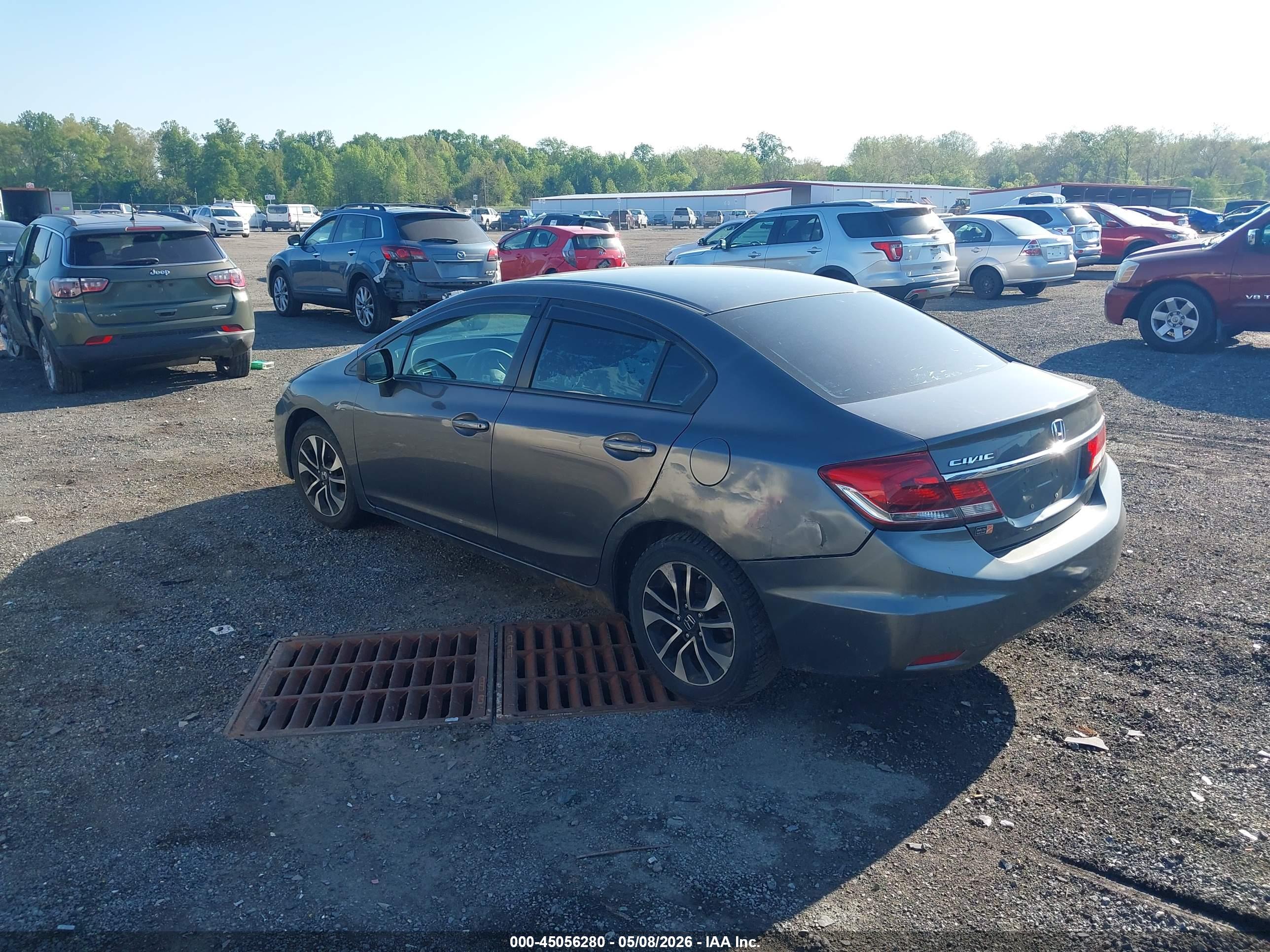 HONDA CIVIC image 3