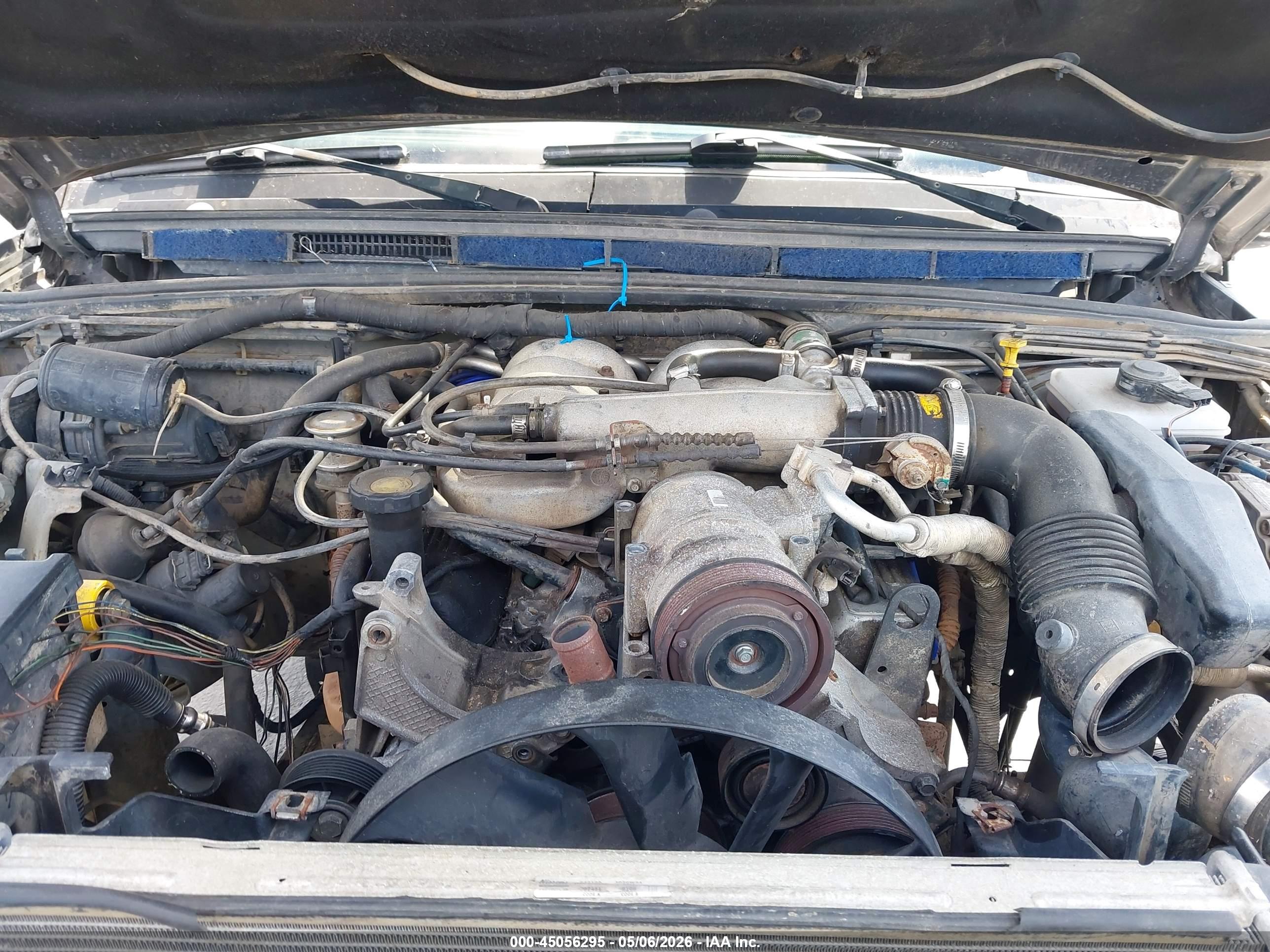 LAND ROVER image 10