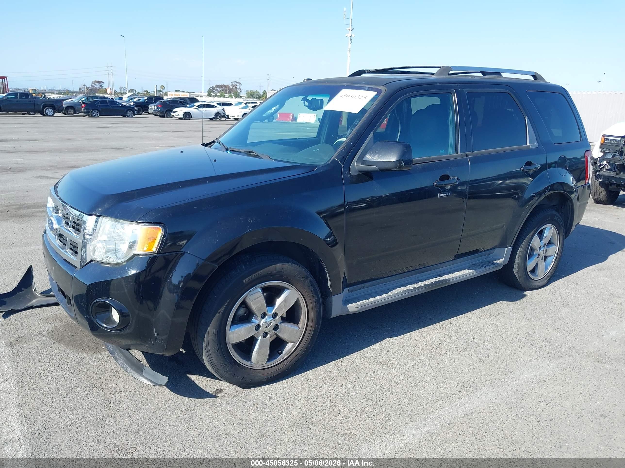 FORD ESCAPE image 2