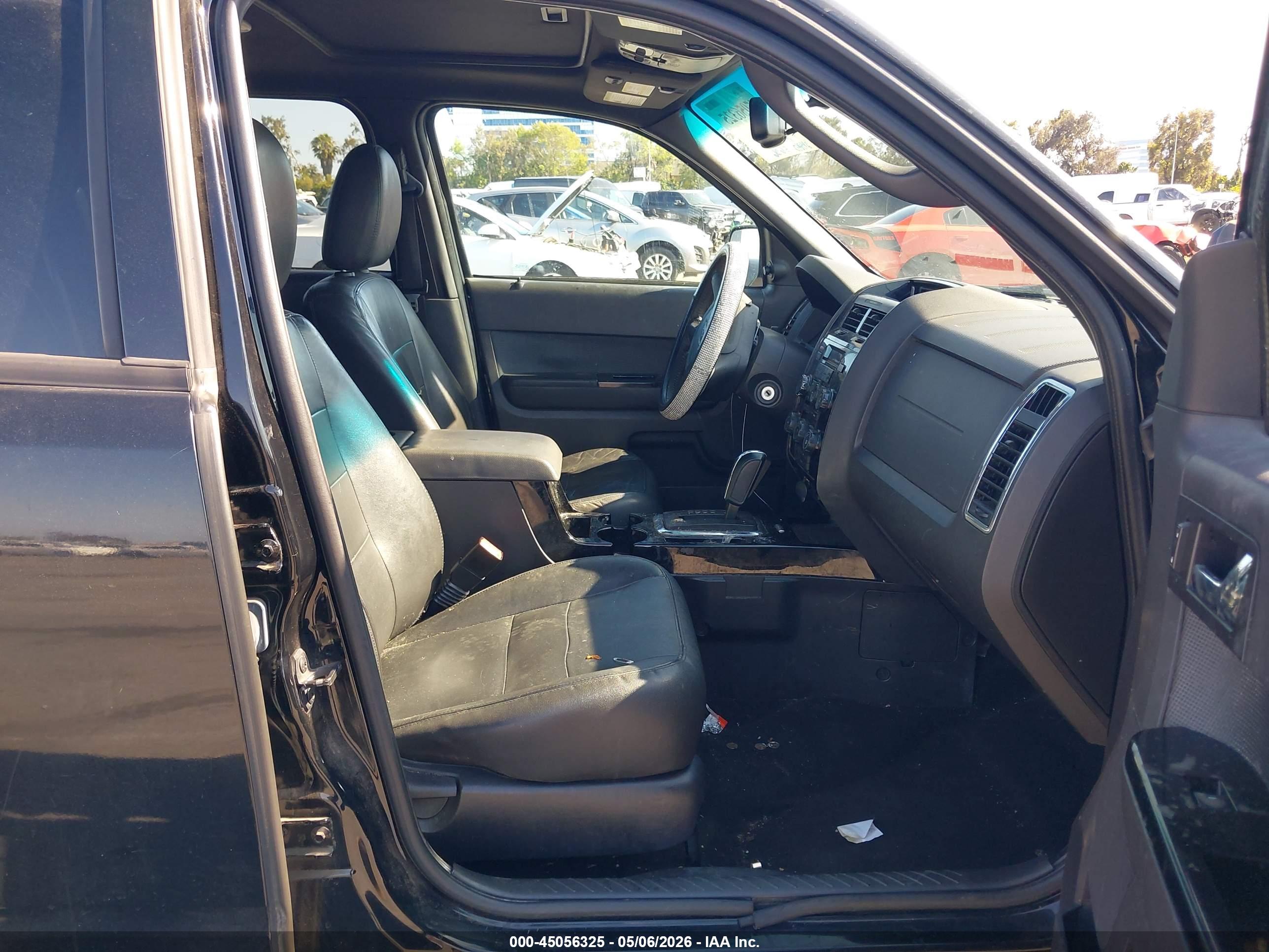 FORD ESCAPE image 5