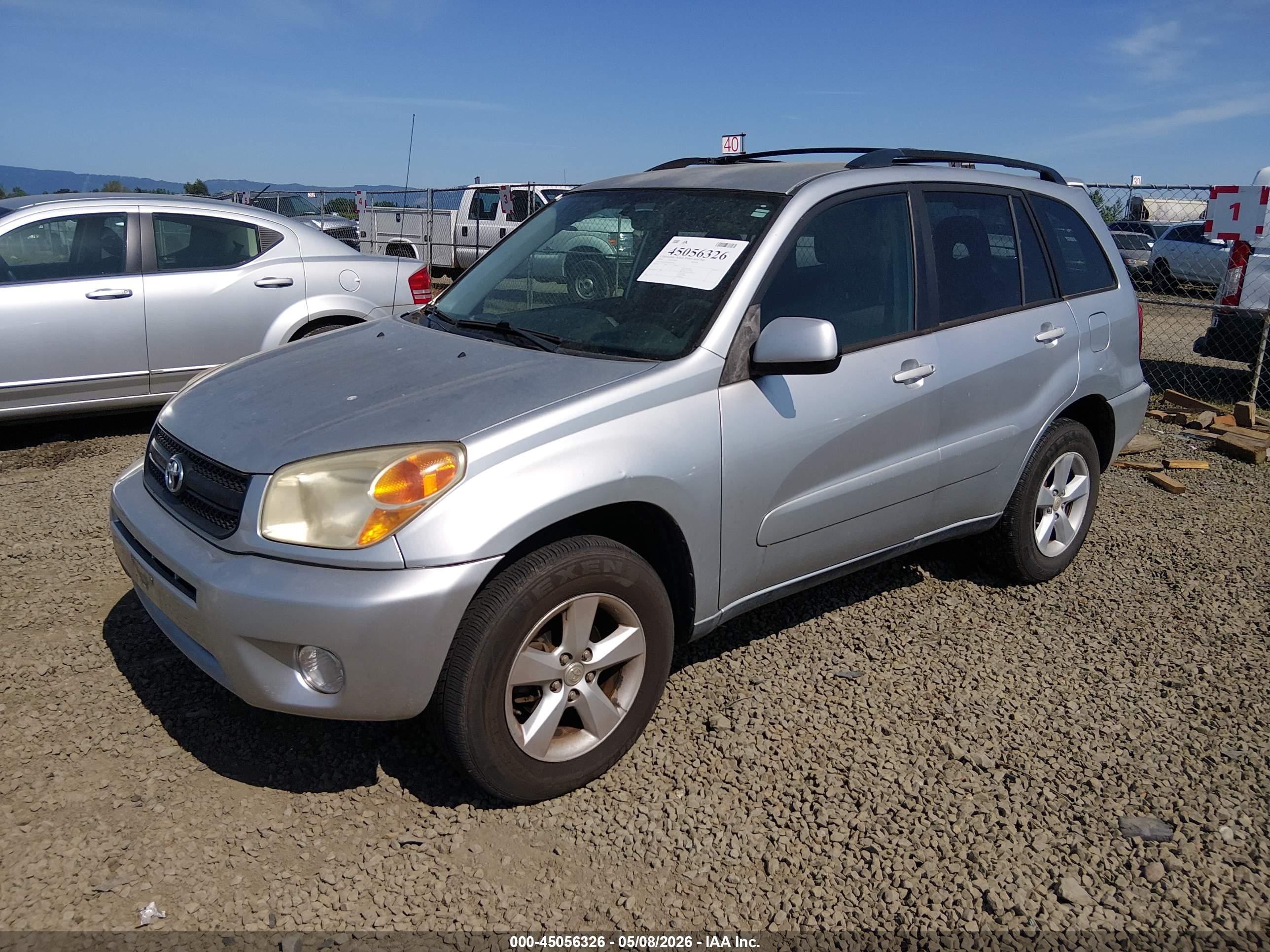 TOYOTA RAV4 image 2