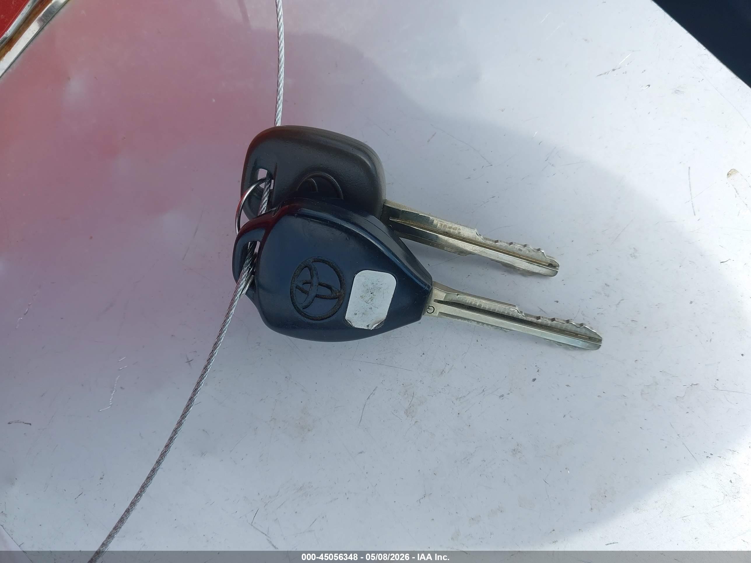 TOYOTA RAV4 image 11