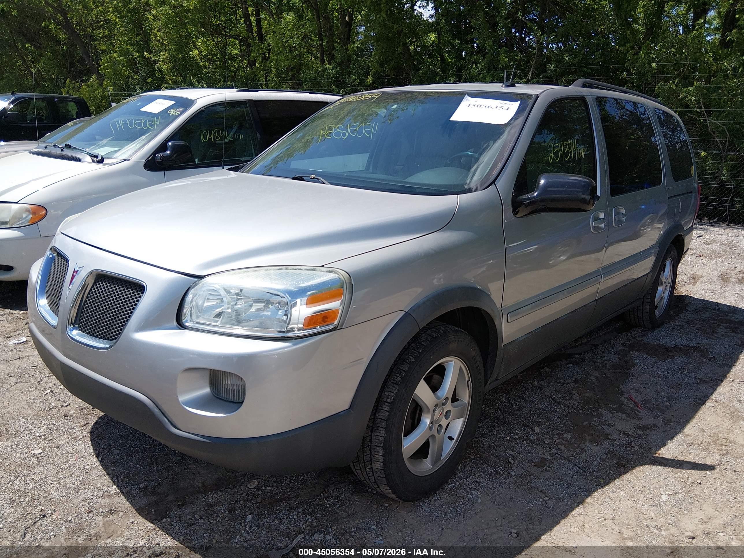 PONTIAC MONTANA image 6
