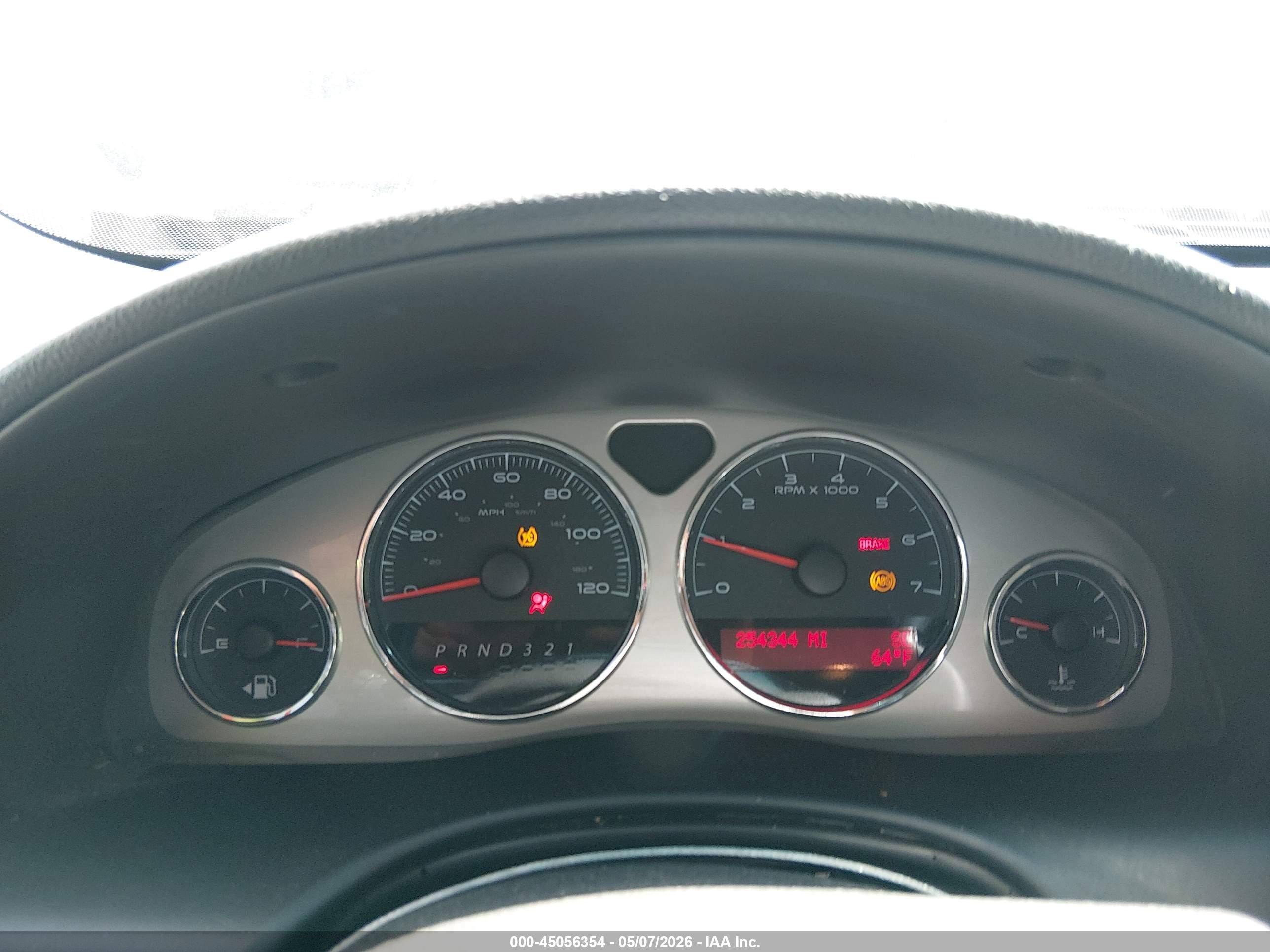 PONTIAC MONTANA image 7