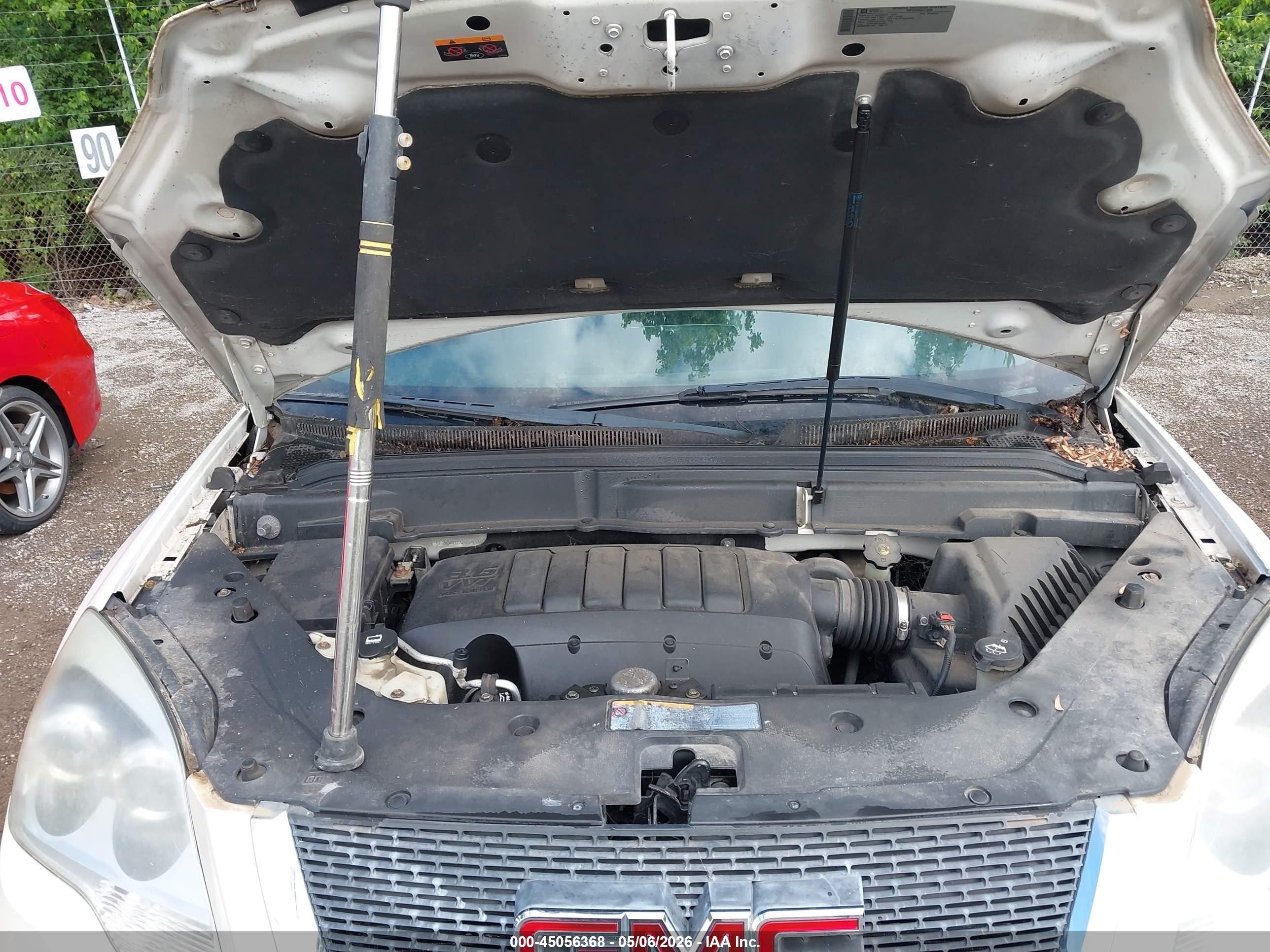 GMC ACADIA image 10