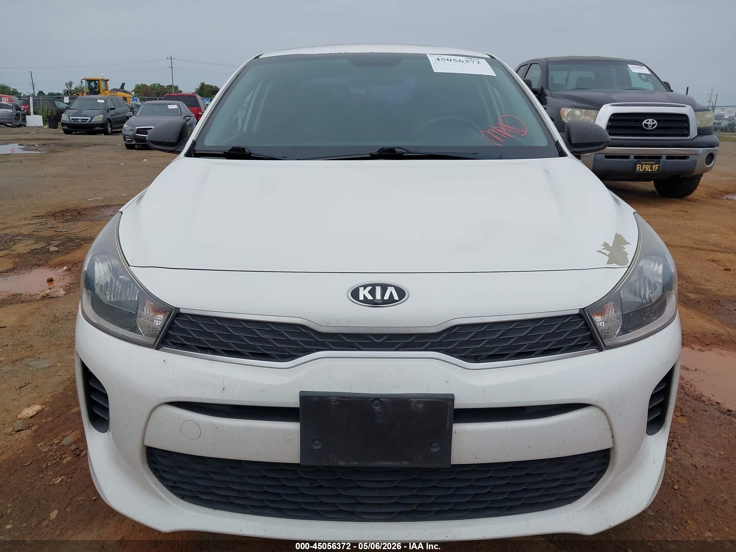 KIA RIO image 6