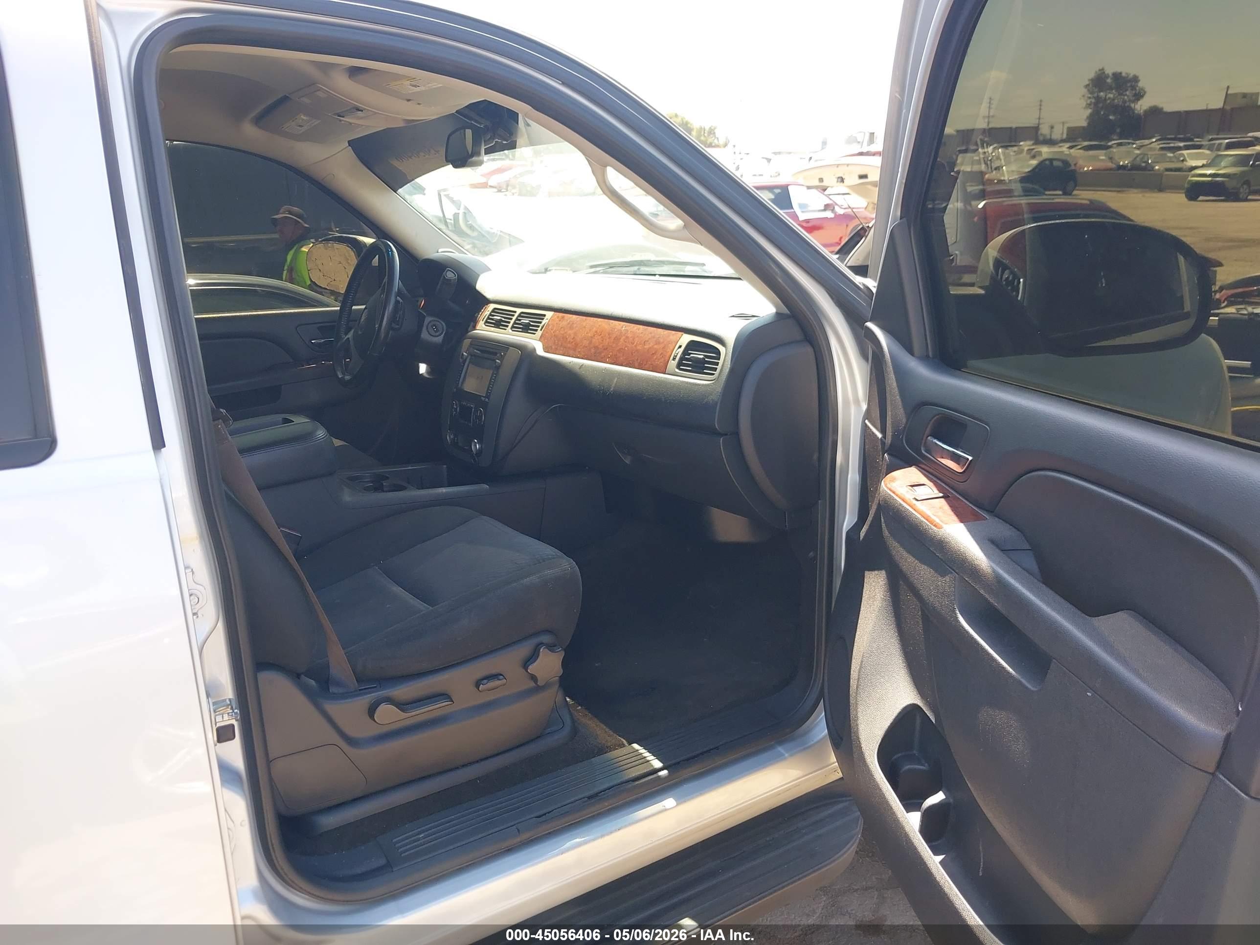 GMC YUKON image 5