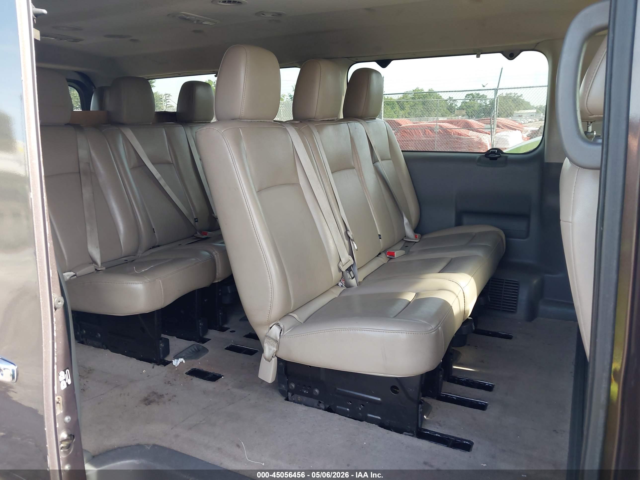 NISSAN NV image 8