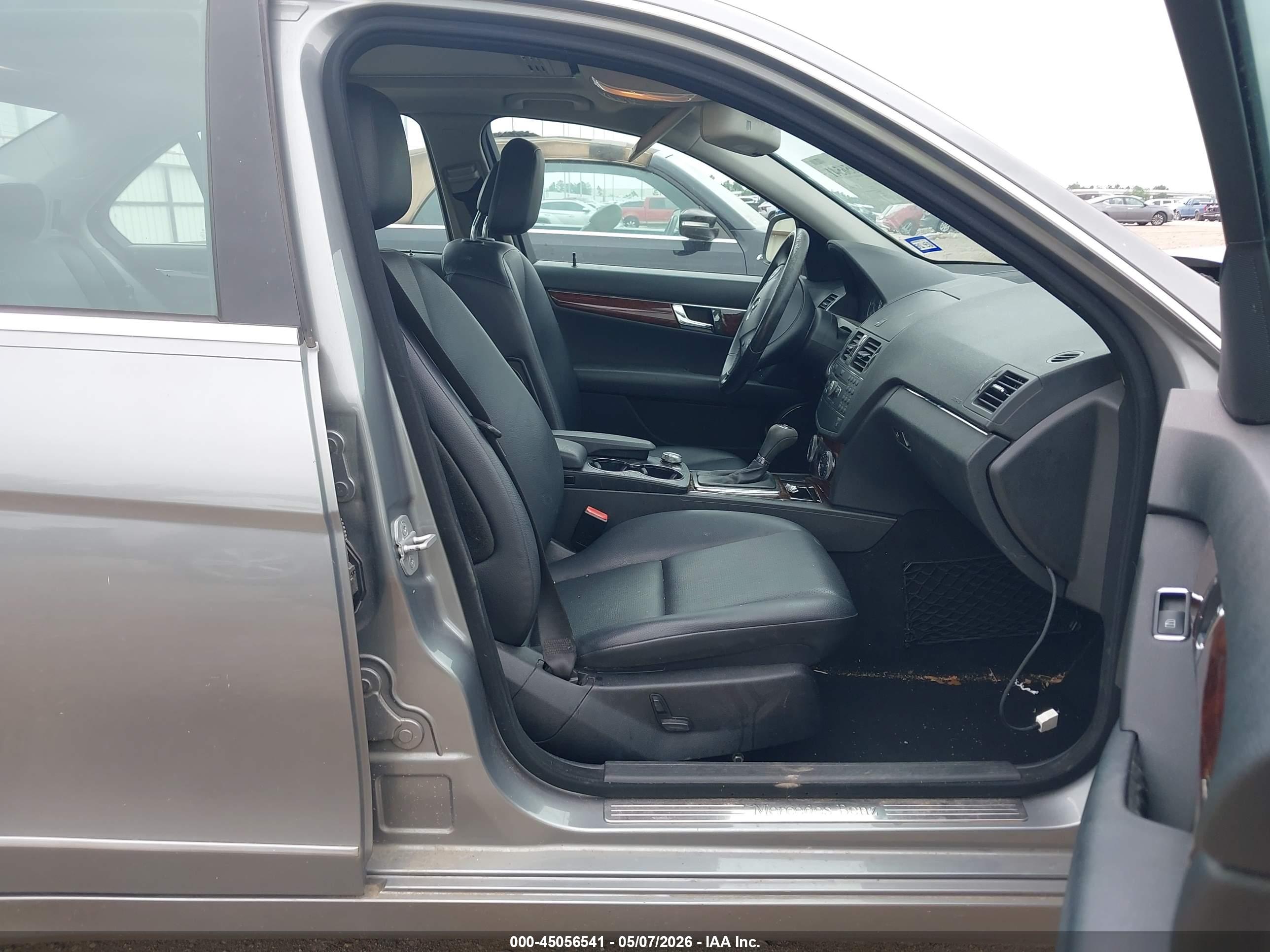 MERCEDES-BENZ C image 5