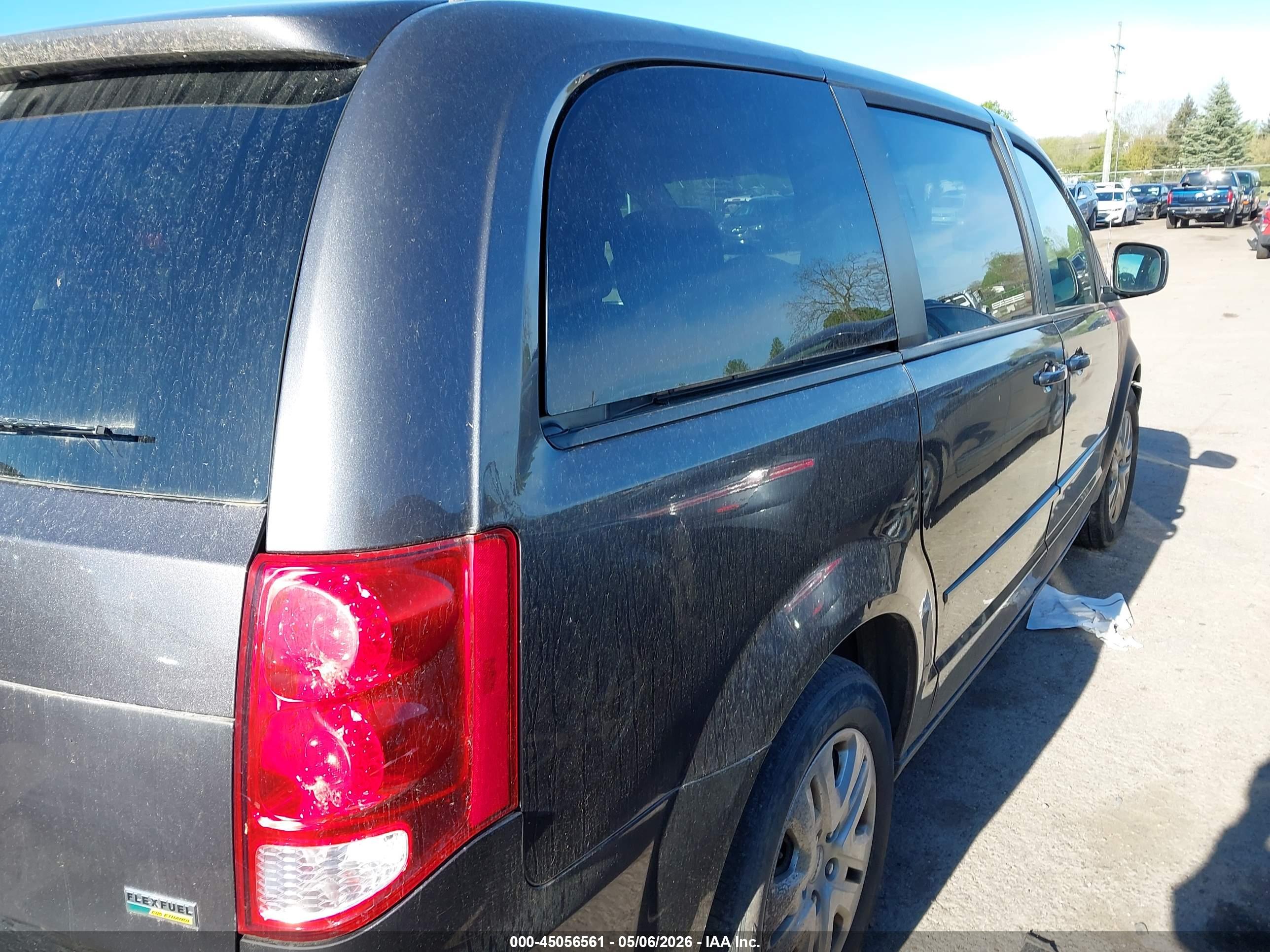 DODGE GRAND image 4