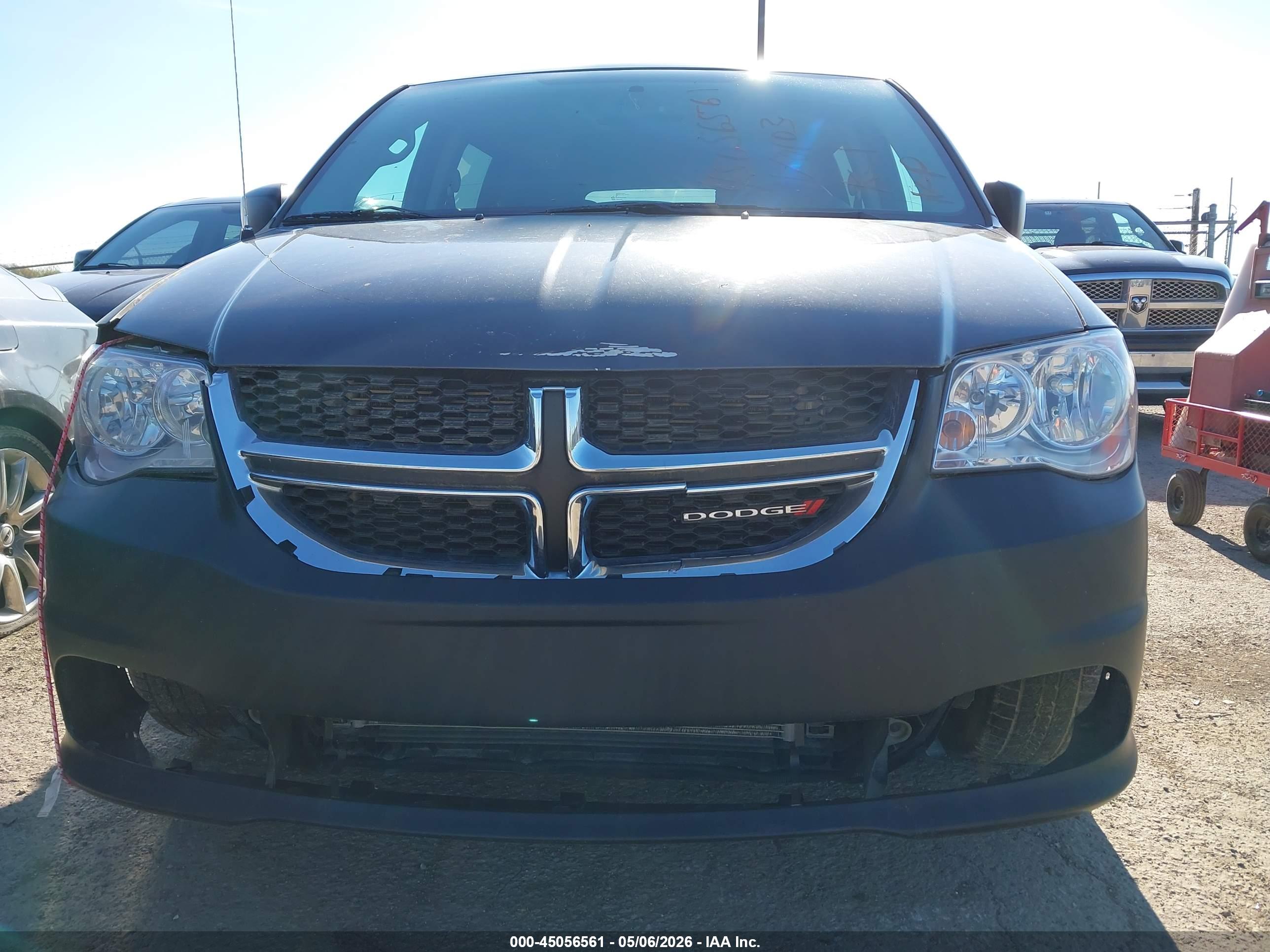 DODGE GRAND image 6