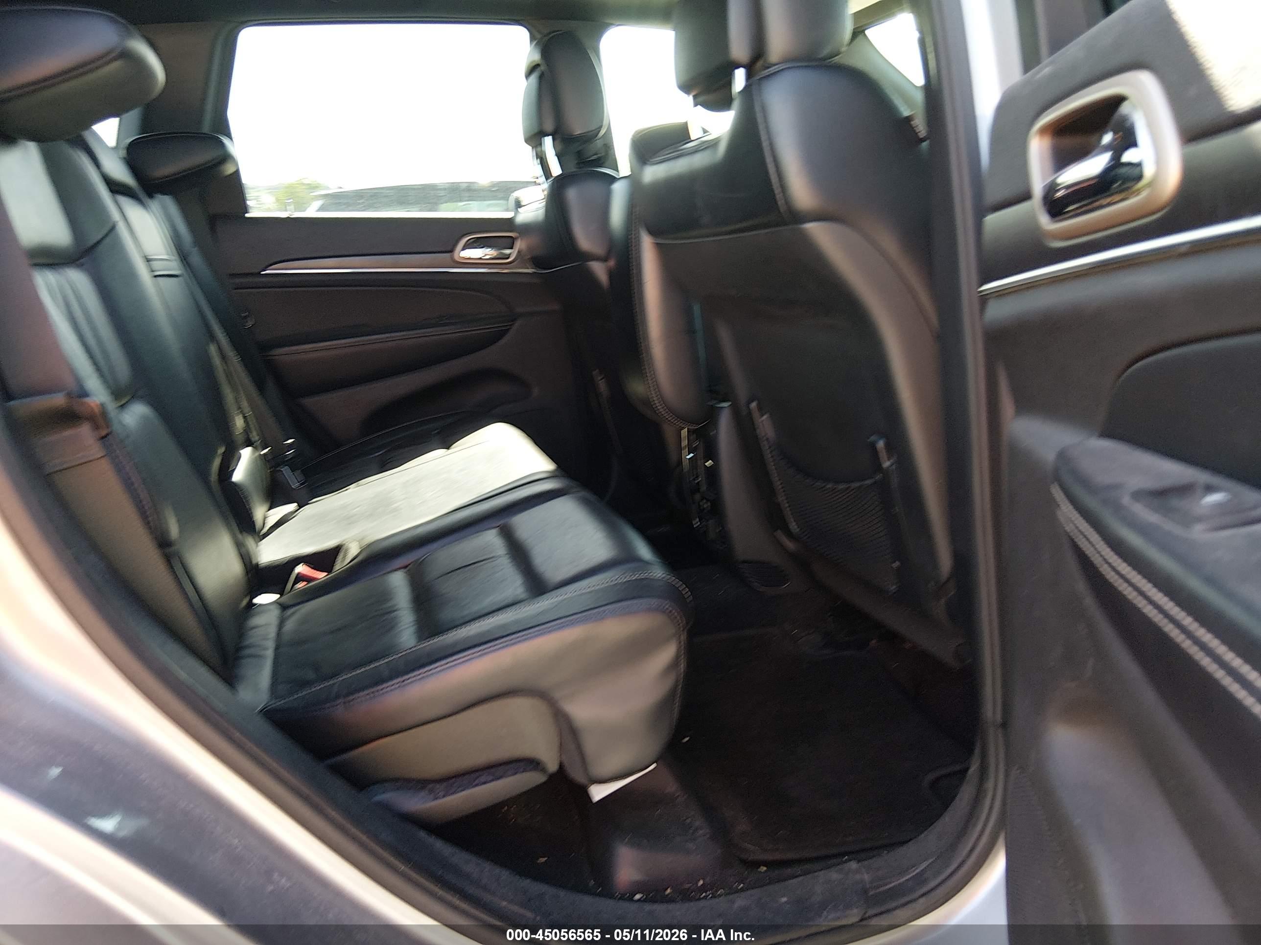 JEEP GRAND image 8