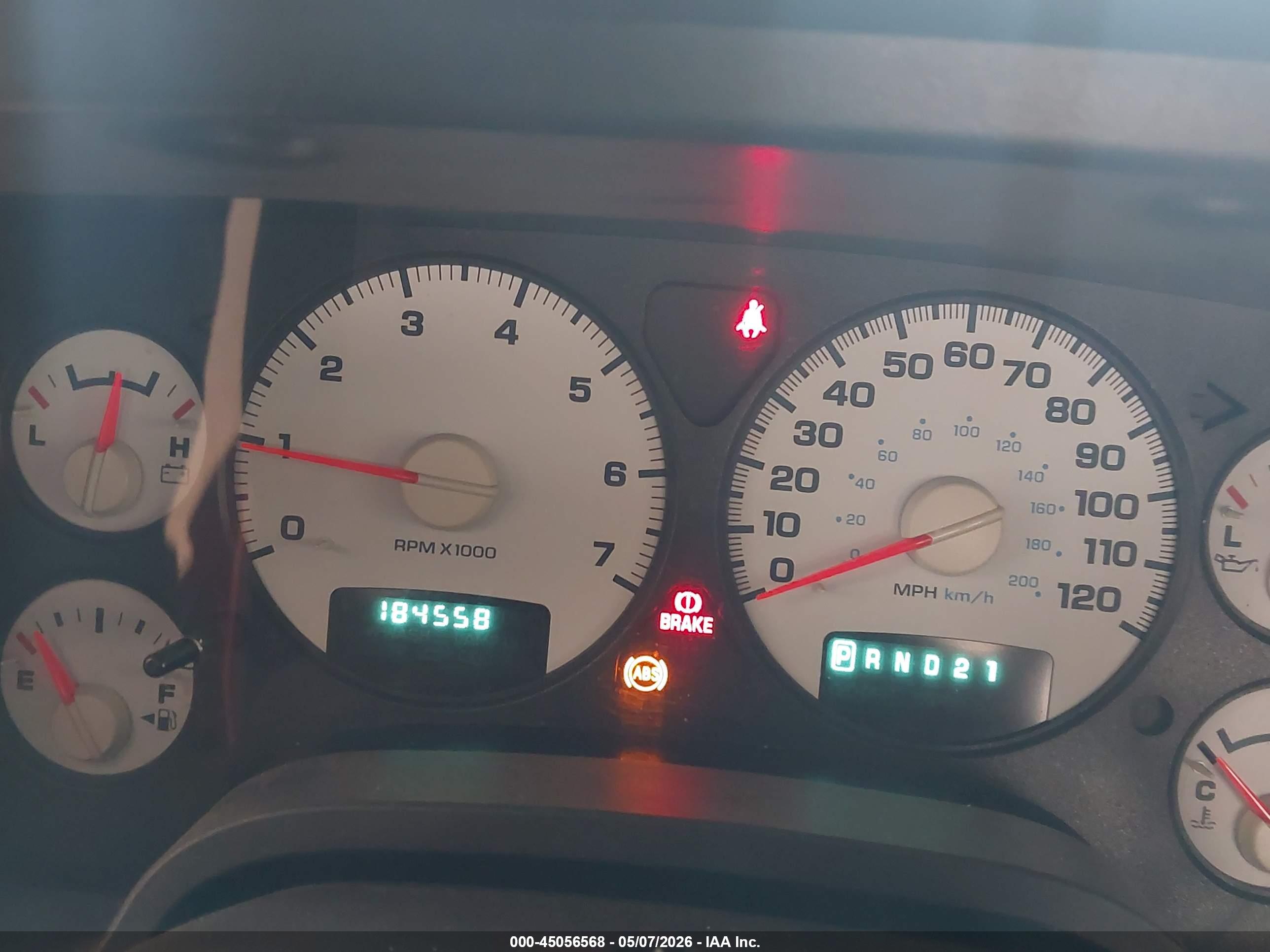 DODGE RAM image 7