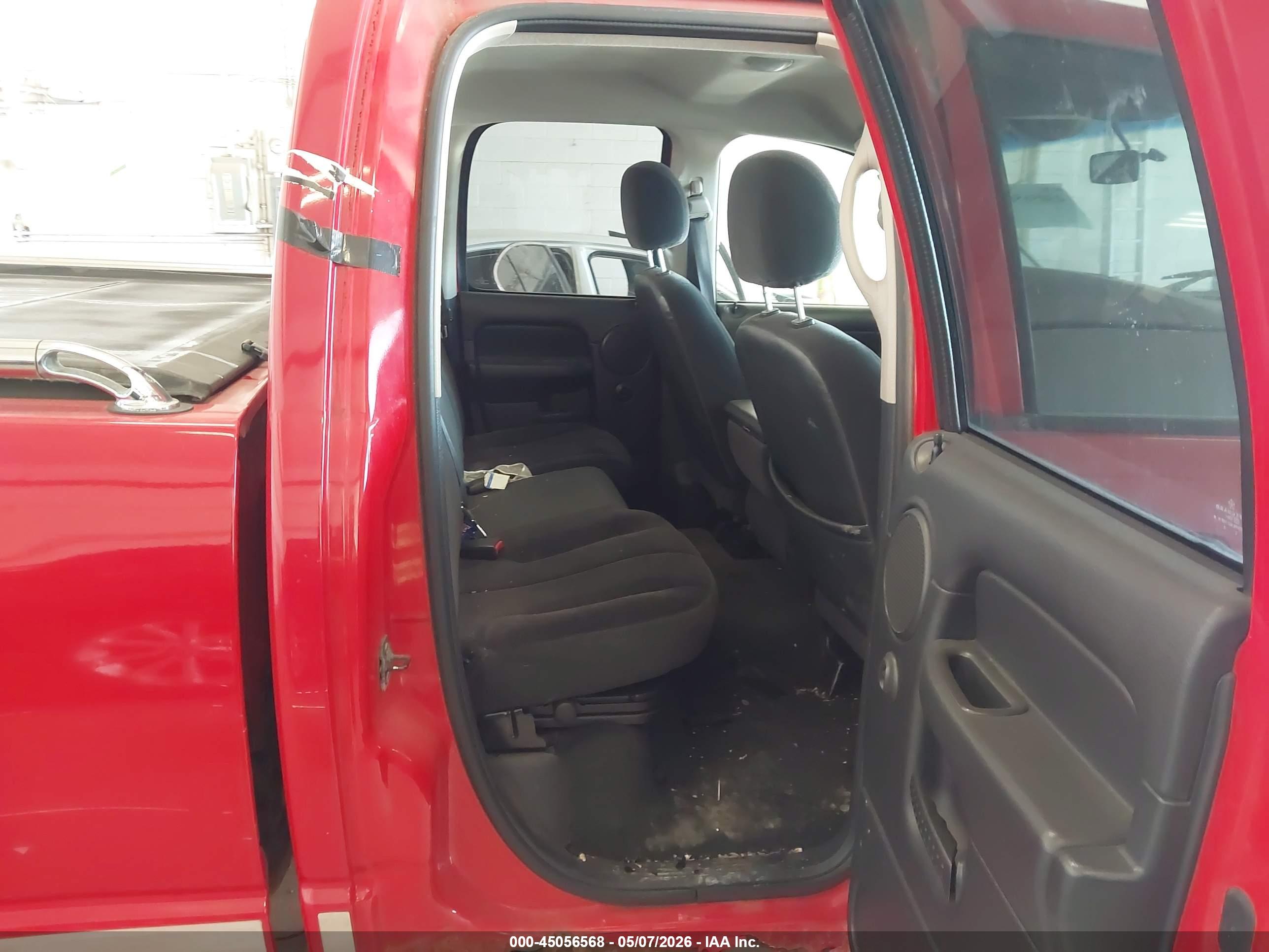 DODGE RAM image 8