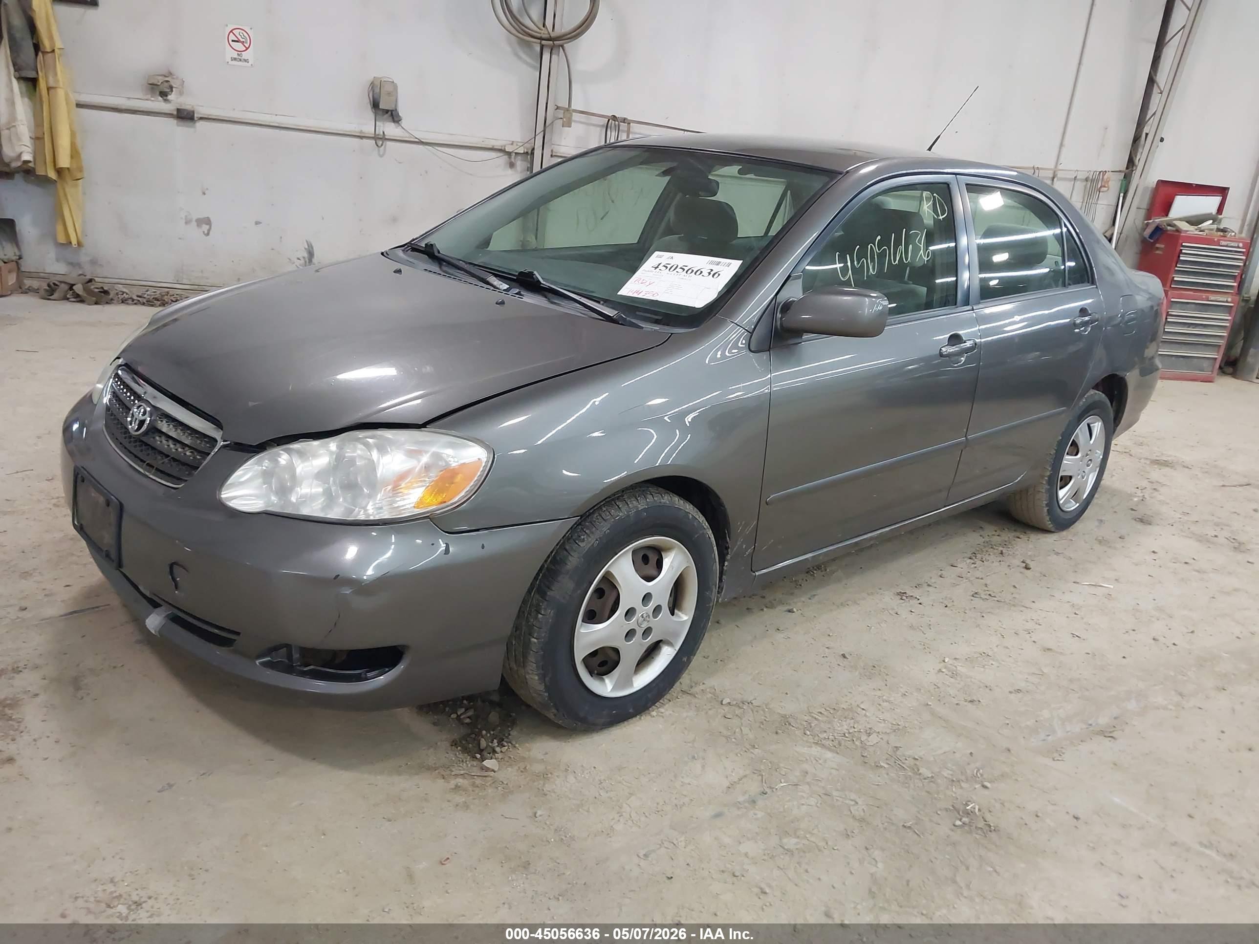 TOYOTA COROLLA image 2